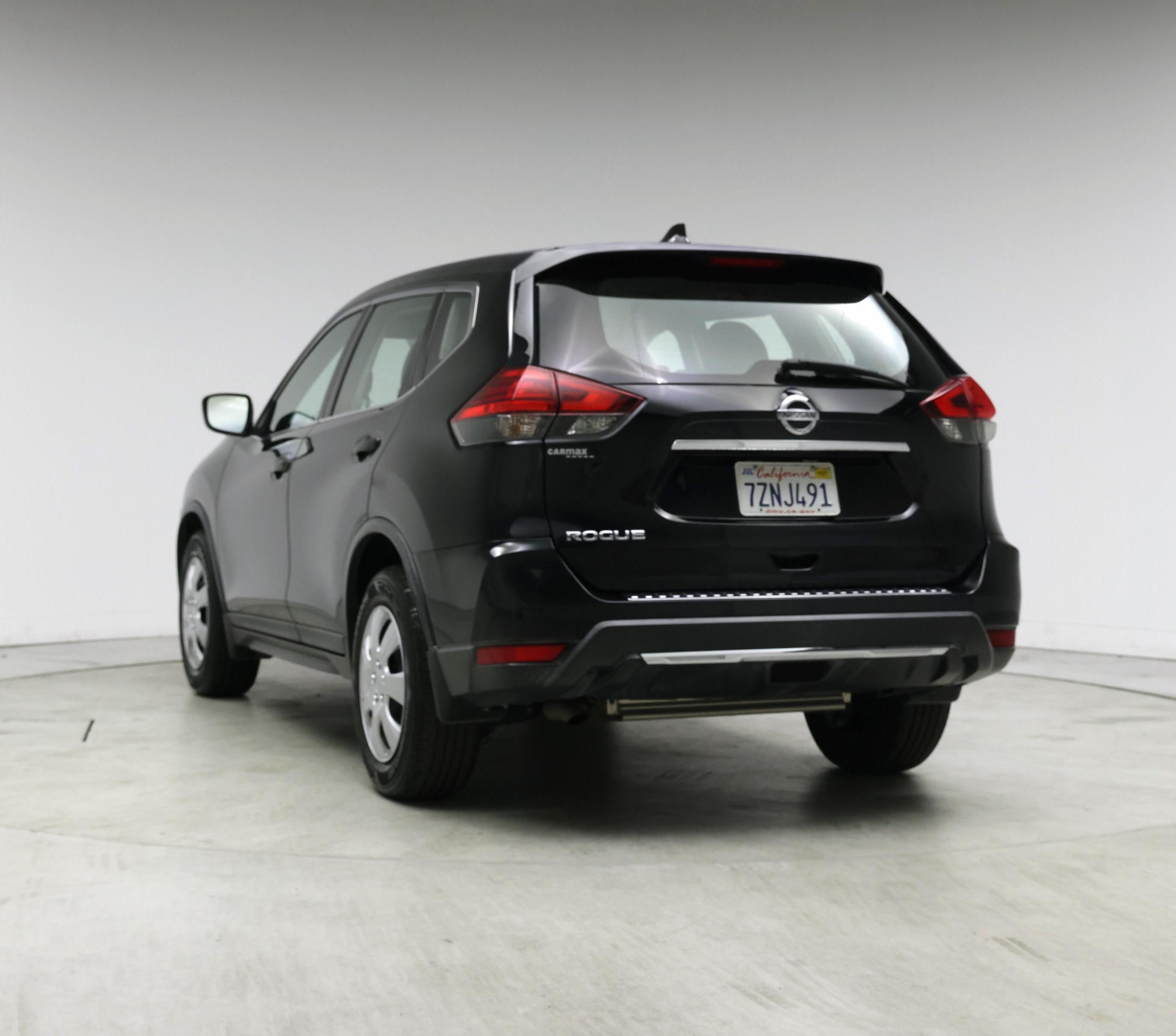 Thumbnail: 2017 Nissan Rogue - 2