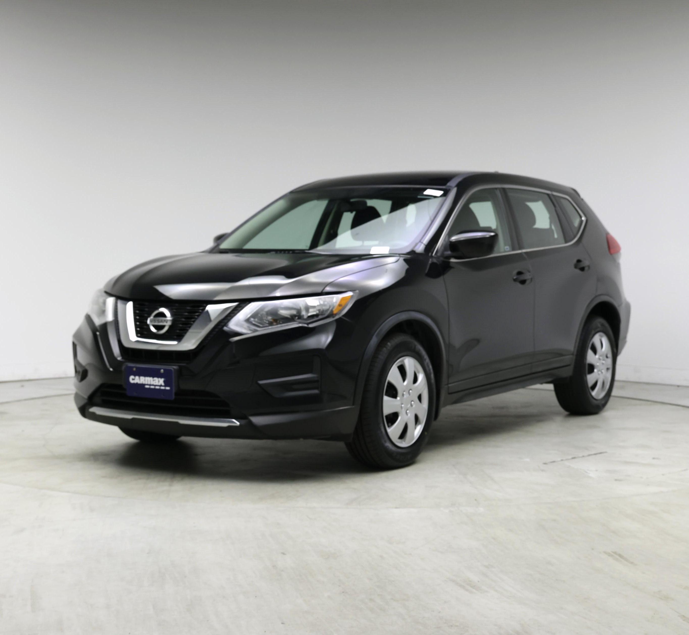 Thumbnail: 2017 Nissan Rogue - 4