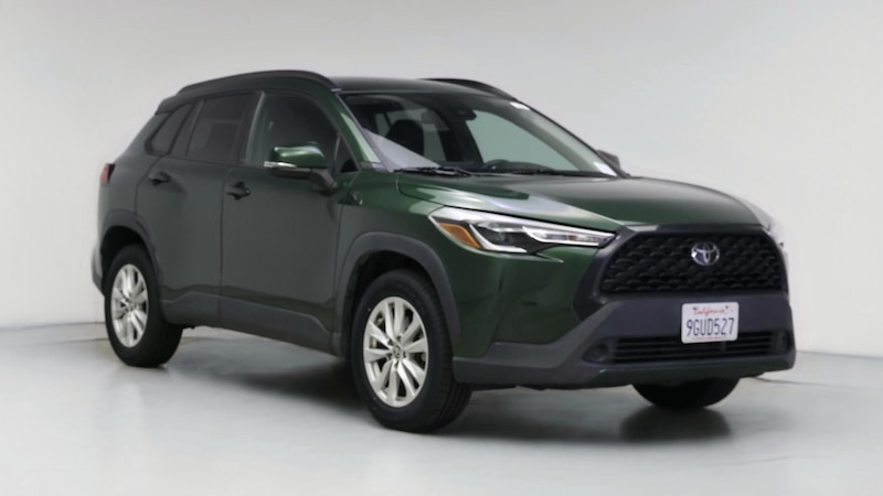 2022 Toyota Corolla Cross LE Hero Image