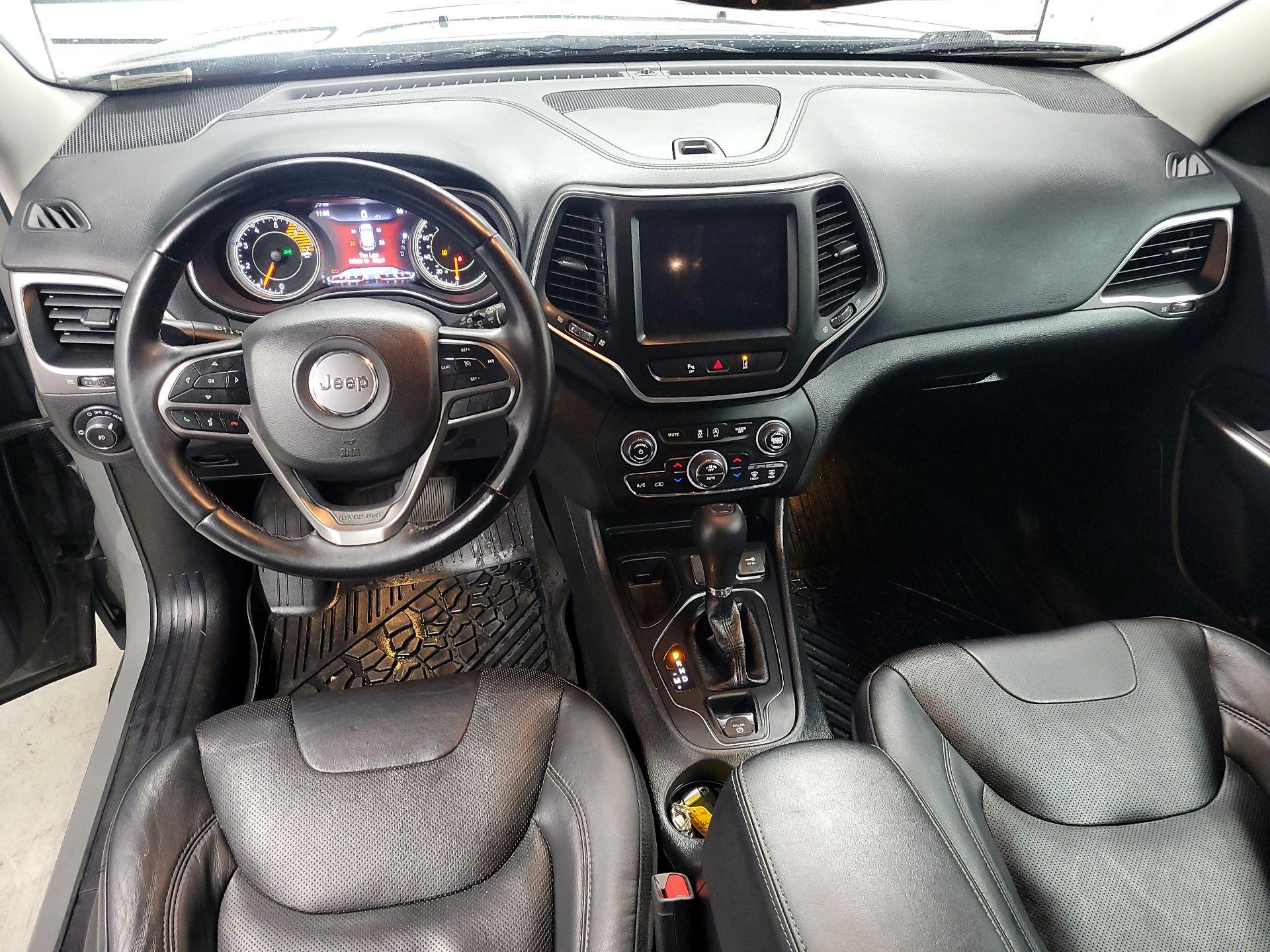 Thumbnail: 2021 Jeep Cherokee - 9