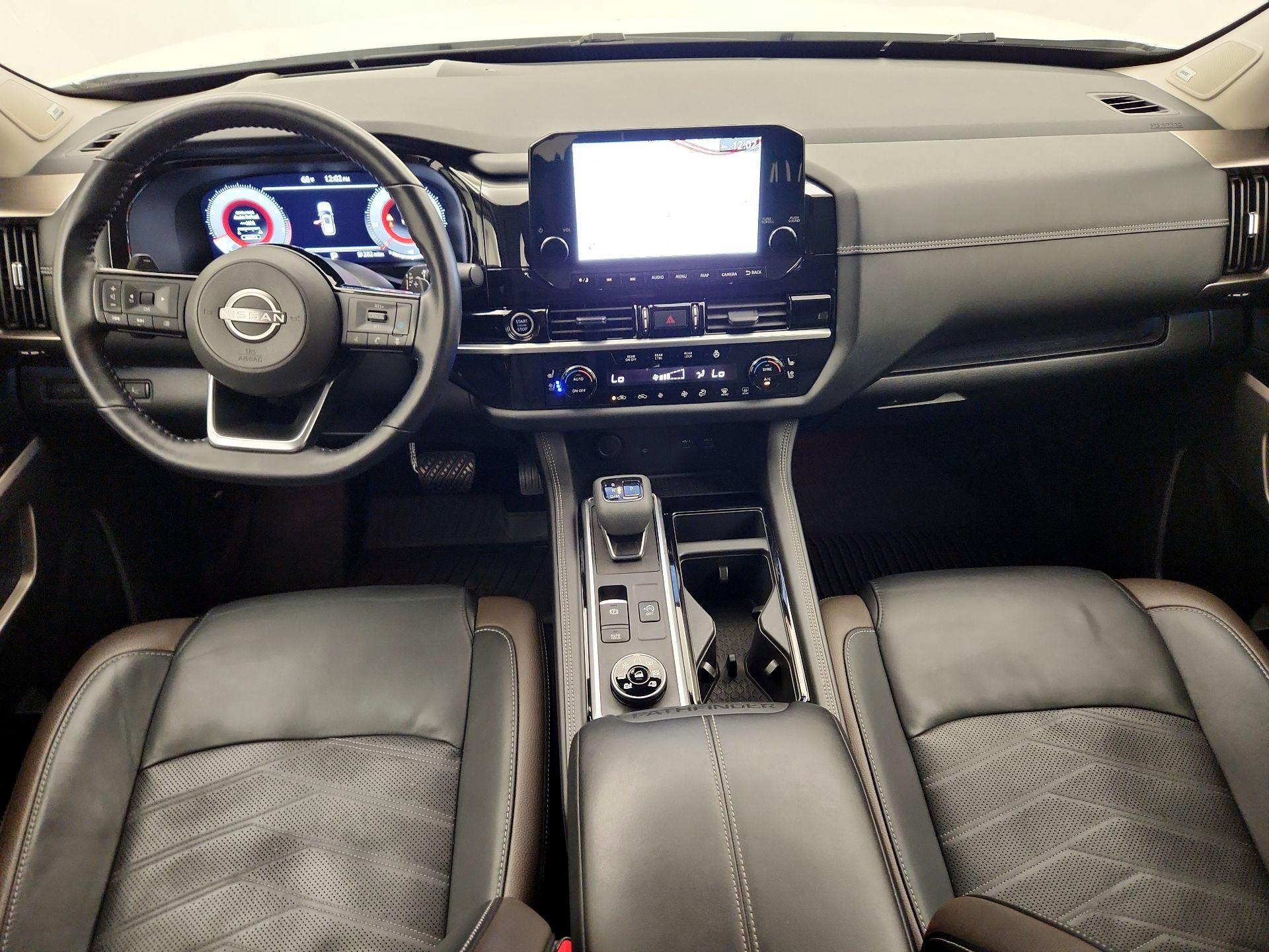 Thumbnail: 2023 Nissan Pathfinder - 9