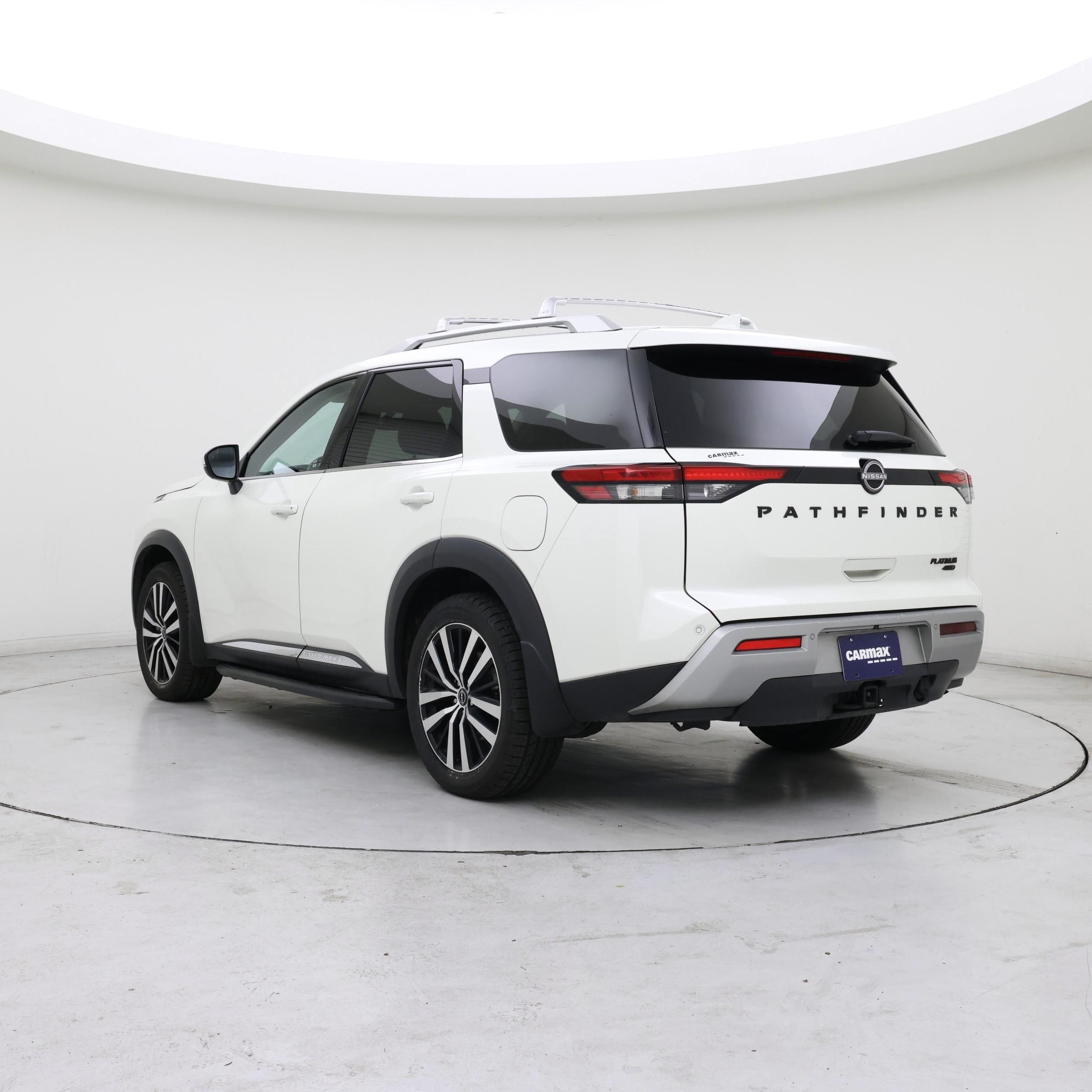 Thumbnail: 2023 Nissan Pathfinder - 2