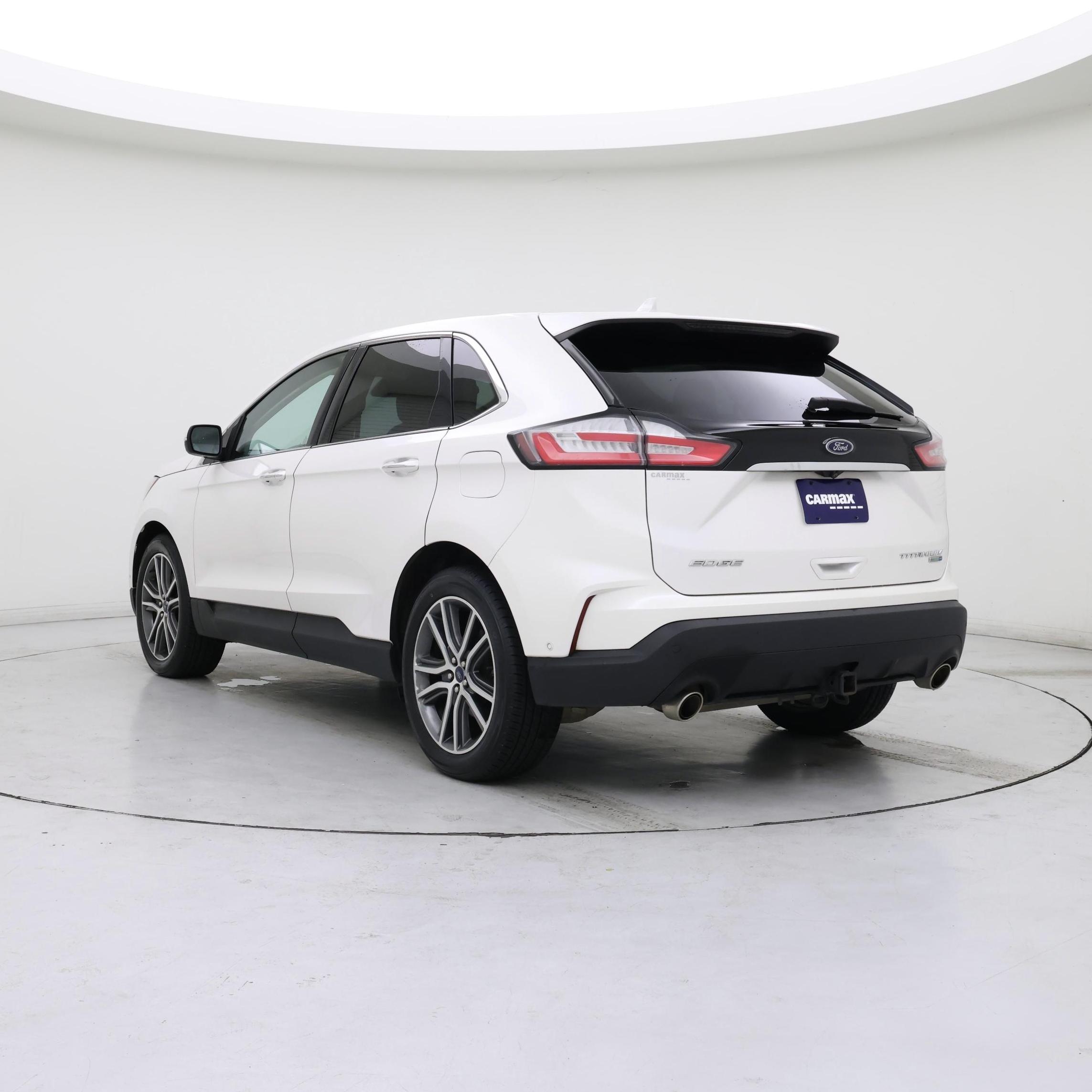 Thumbnail: 2019 Ford Edge - 2