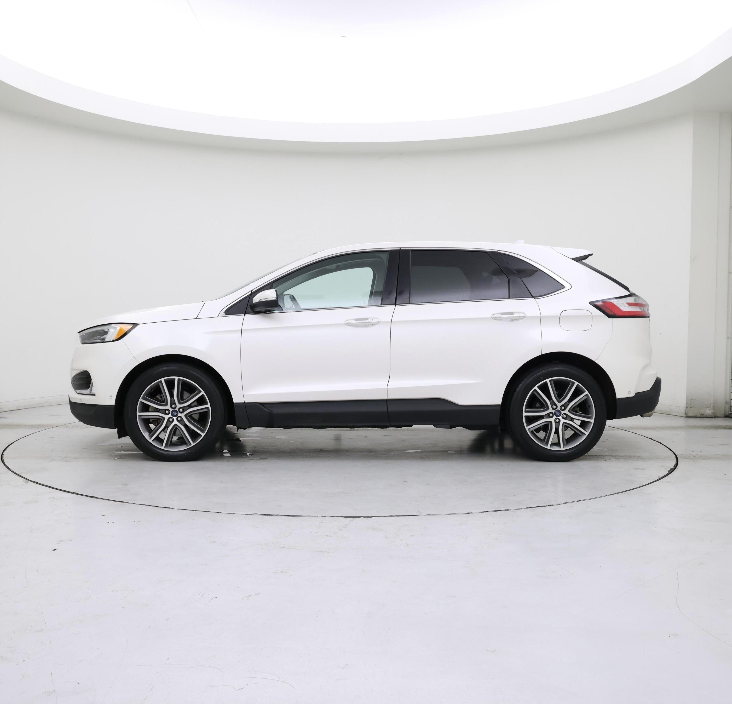 Thumbnail: 2019 Ford Edge - 3