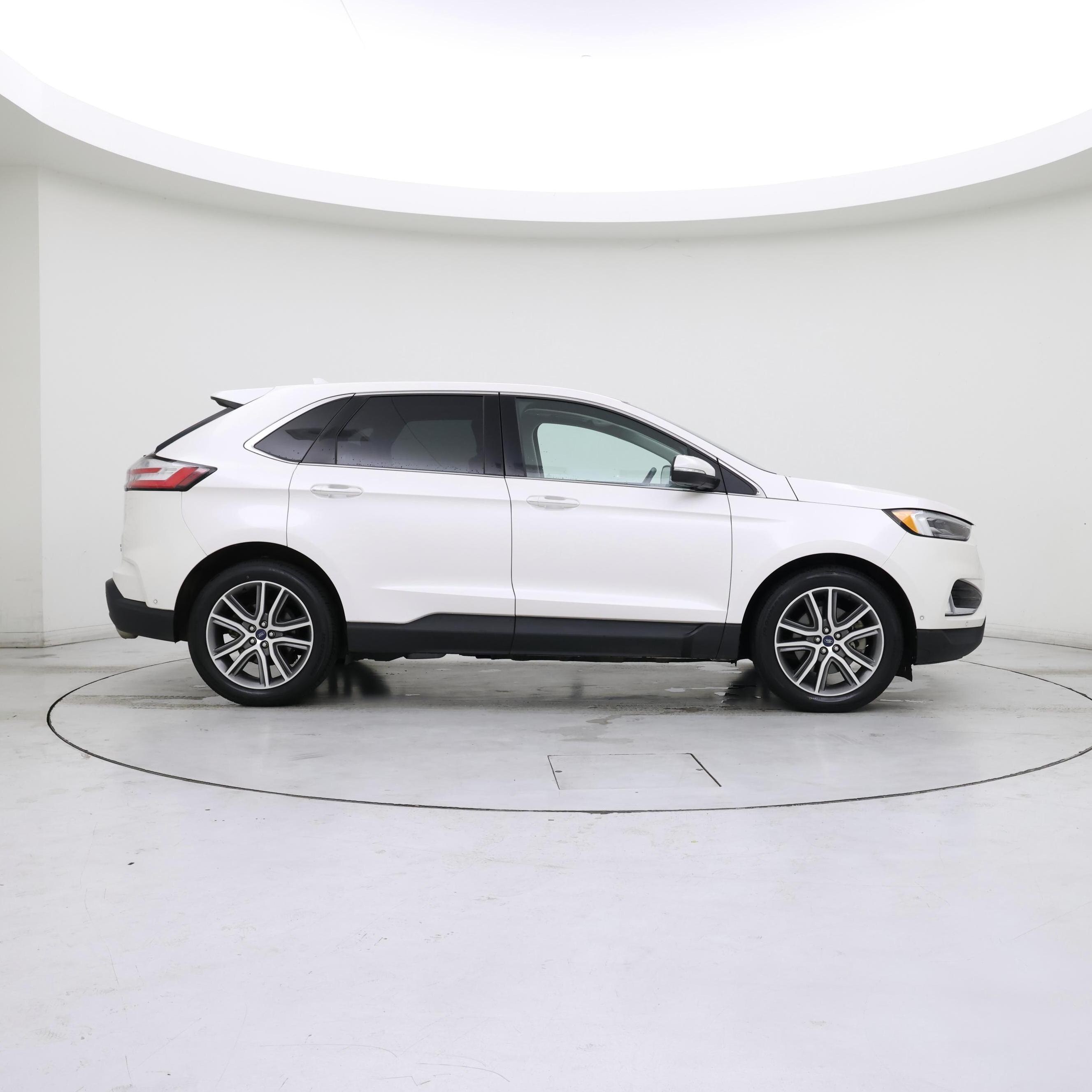 Thumbnail: 2019 Ford Edge - 7
