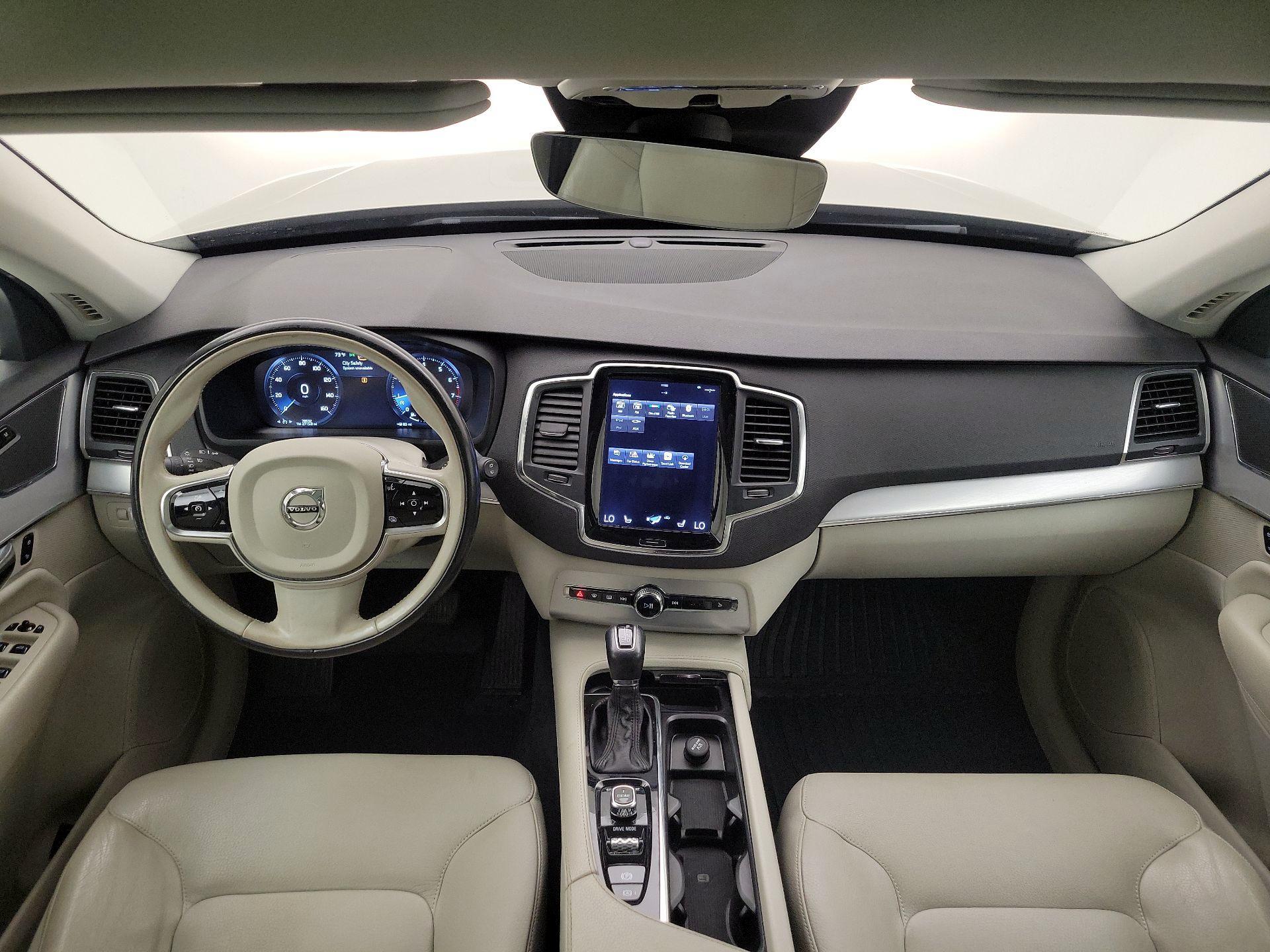 Thumbnail: 2016 Volvo XC90 - 9