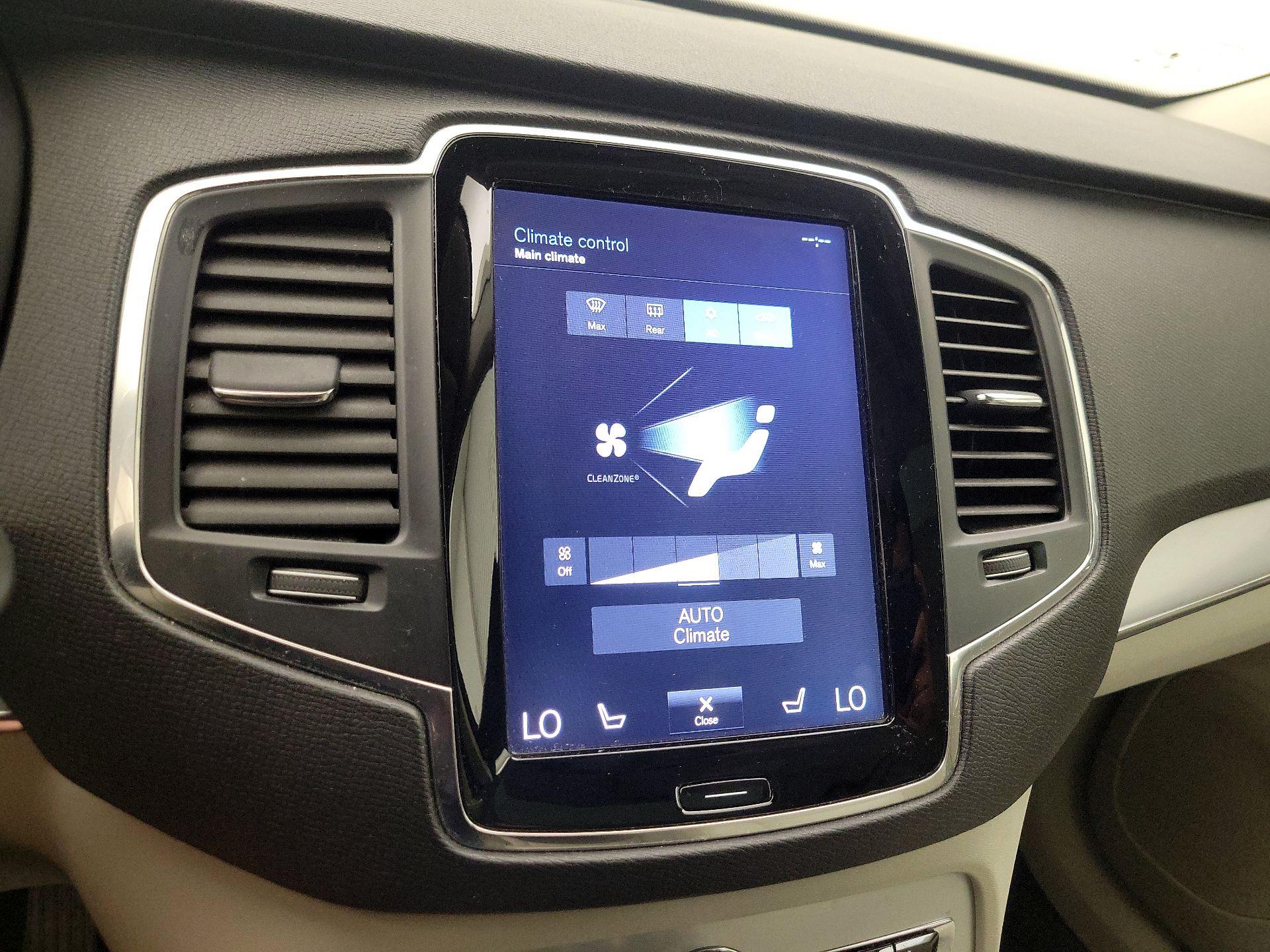 Thumbnail: 2016 Volvo XC90 - 15