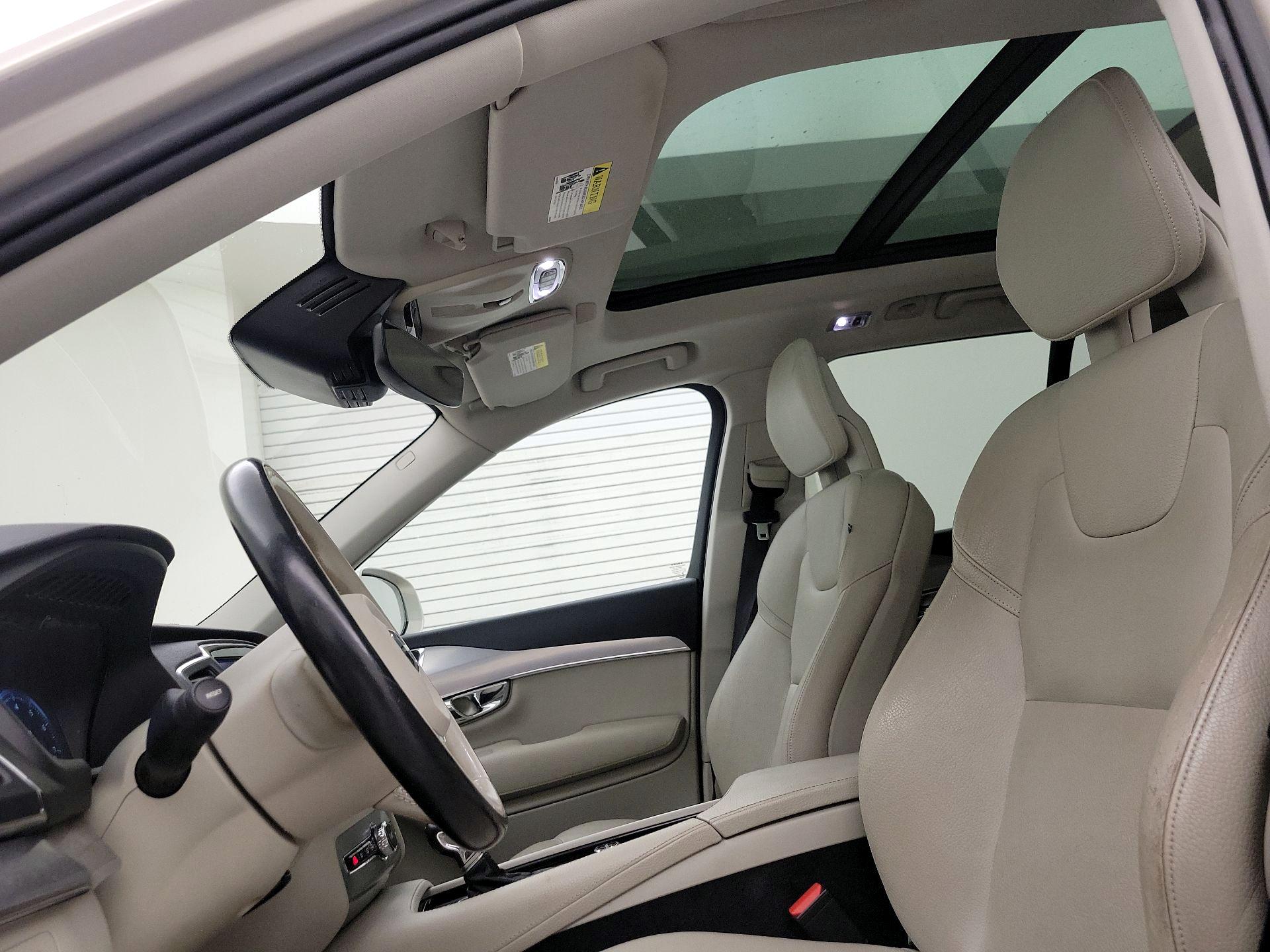Thumbnail: 2016 Volvo XC90 - 18