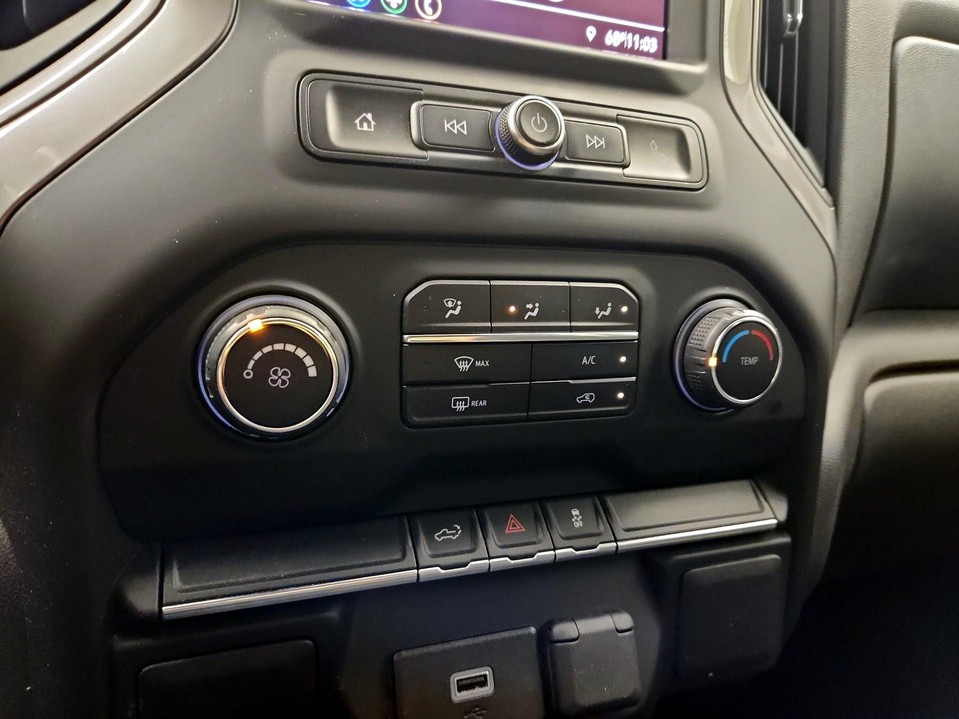 Thumbnail: 2020 Chevrolet Silverado 1500 - 16