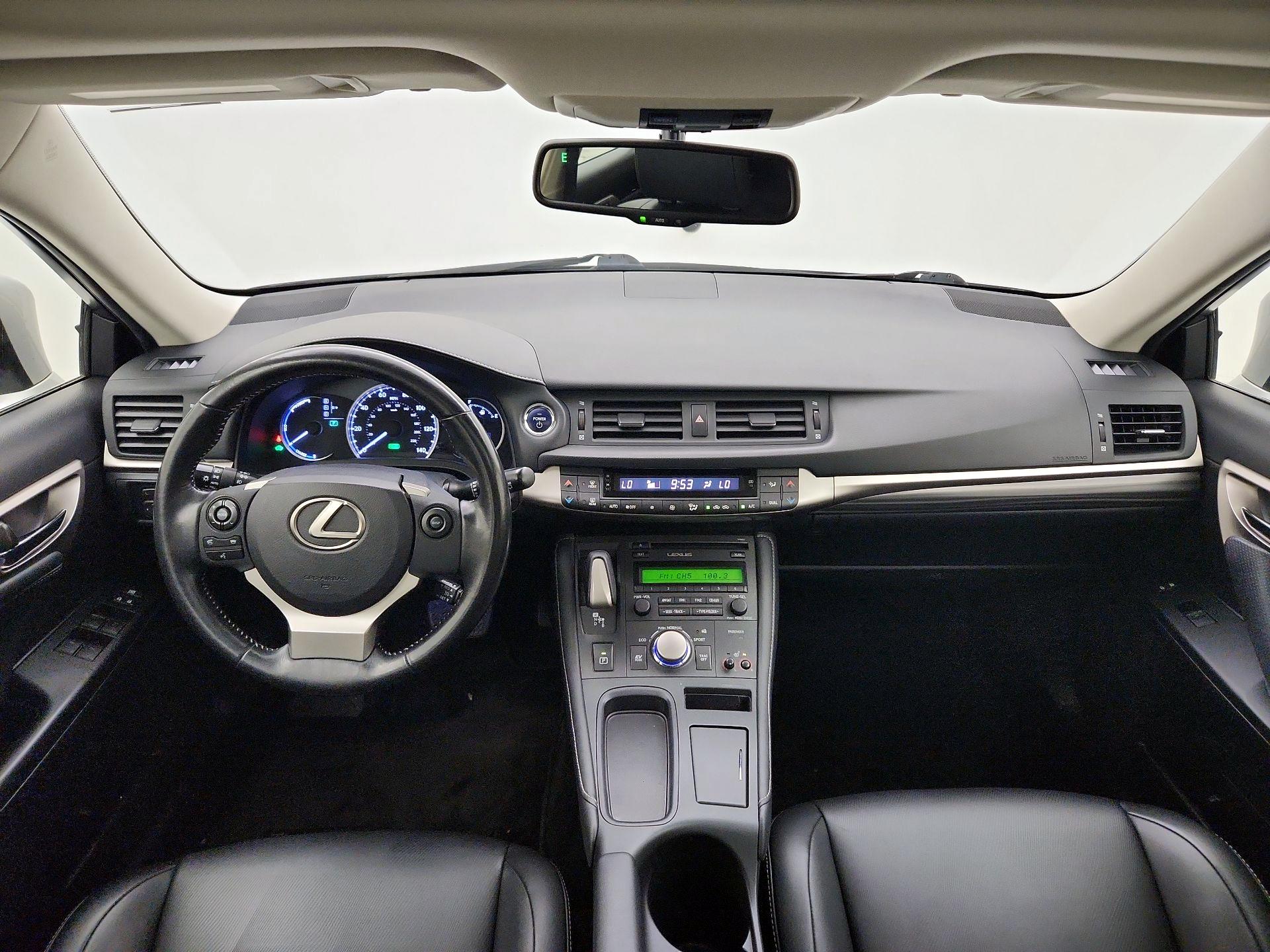 Thumbnail: 2016 Lexus CT - 9