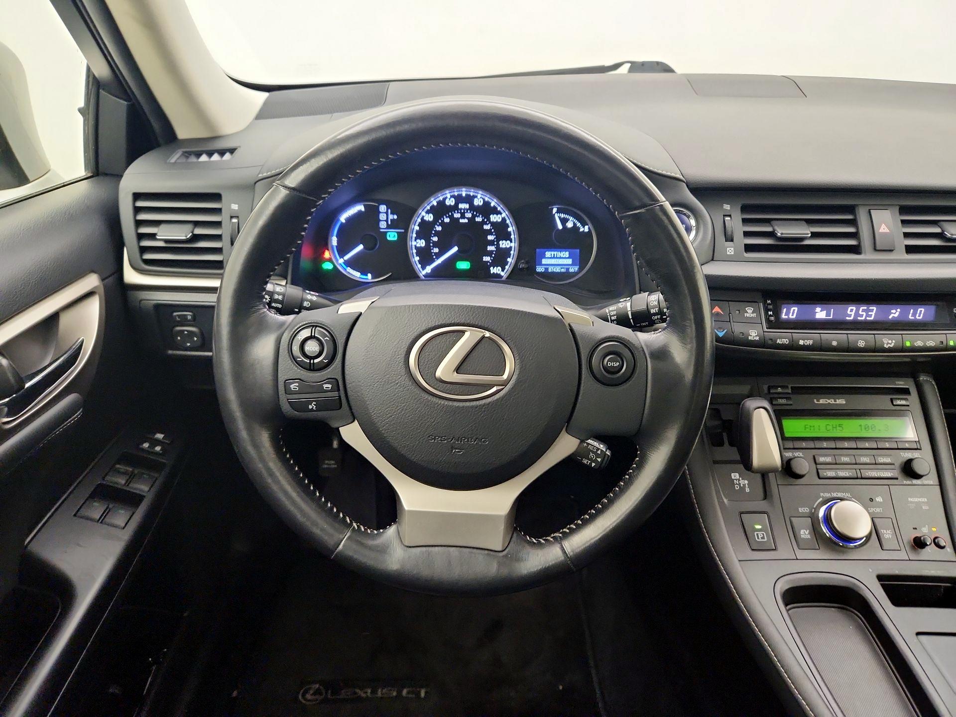 Thumbnail: 2016 Lexus CT - 10