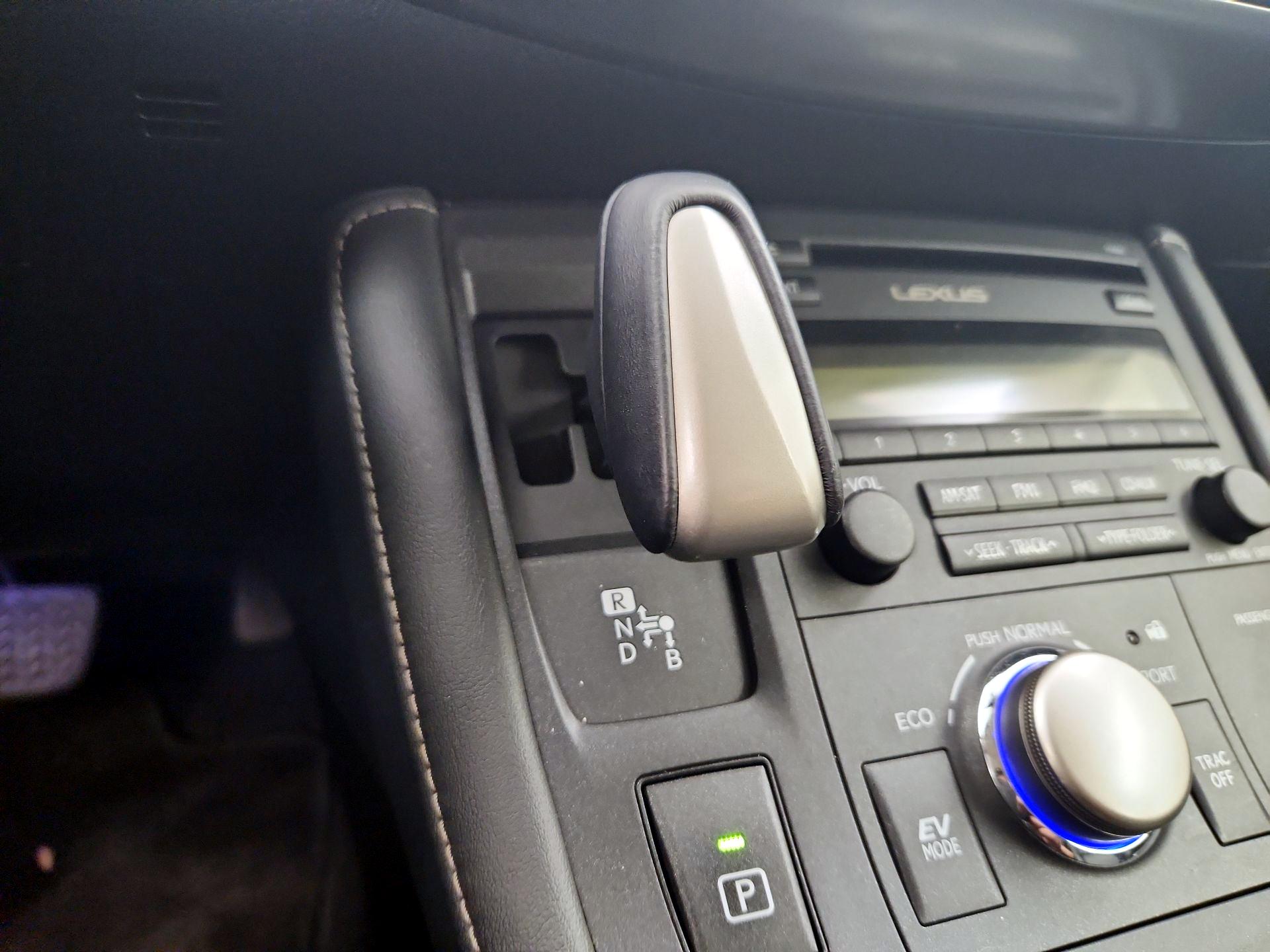 Thumbnail: 2016 Lexus CT - 17