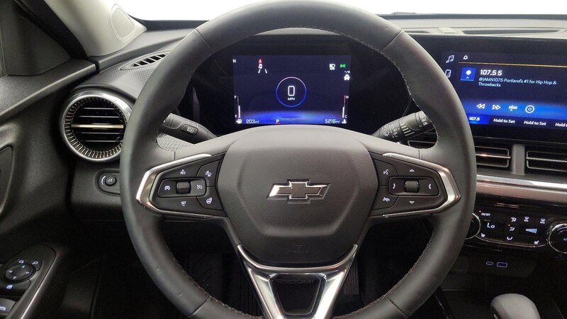 2025 Chevrolet Trax Activ 10