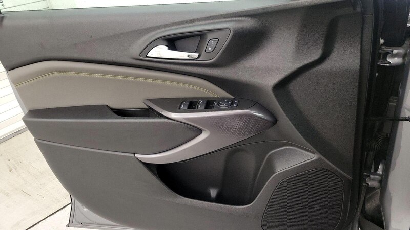 2025 Chevrolet Trax Activ 12