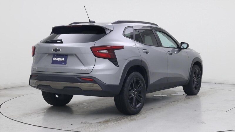 2025 Chevrolet Trax Activ 8