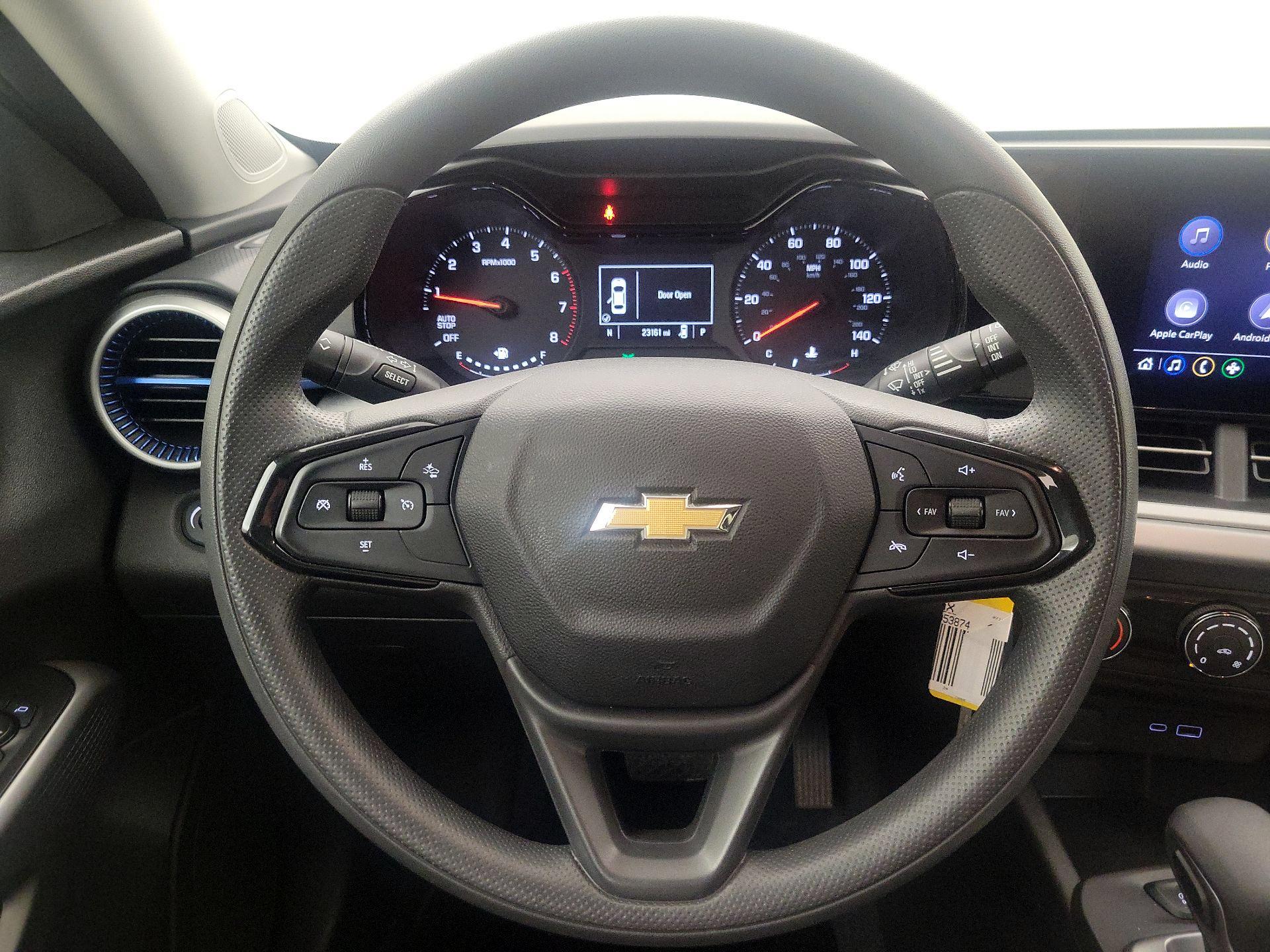 Thumbnail: 2024 Chevrolet Trax - 10