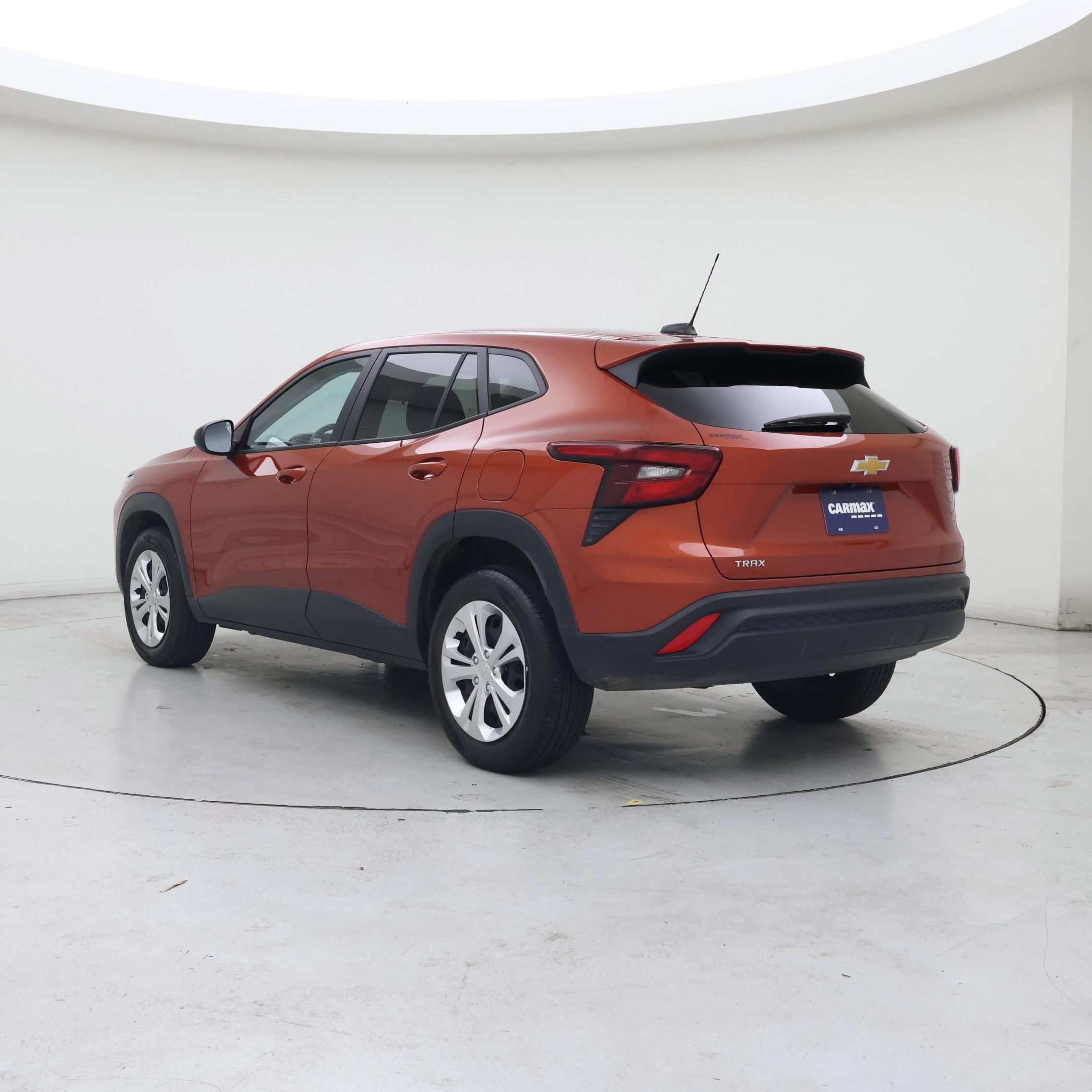 Thumbnail: 2024 Chevrolet Trax - 2