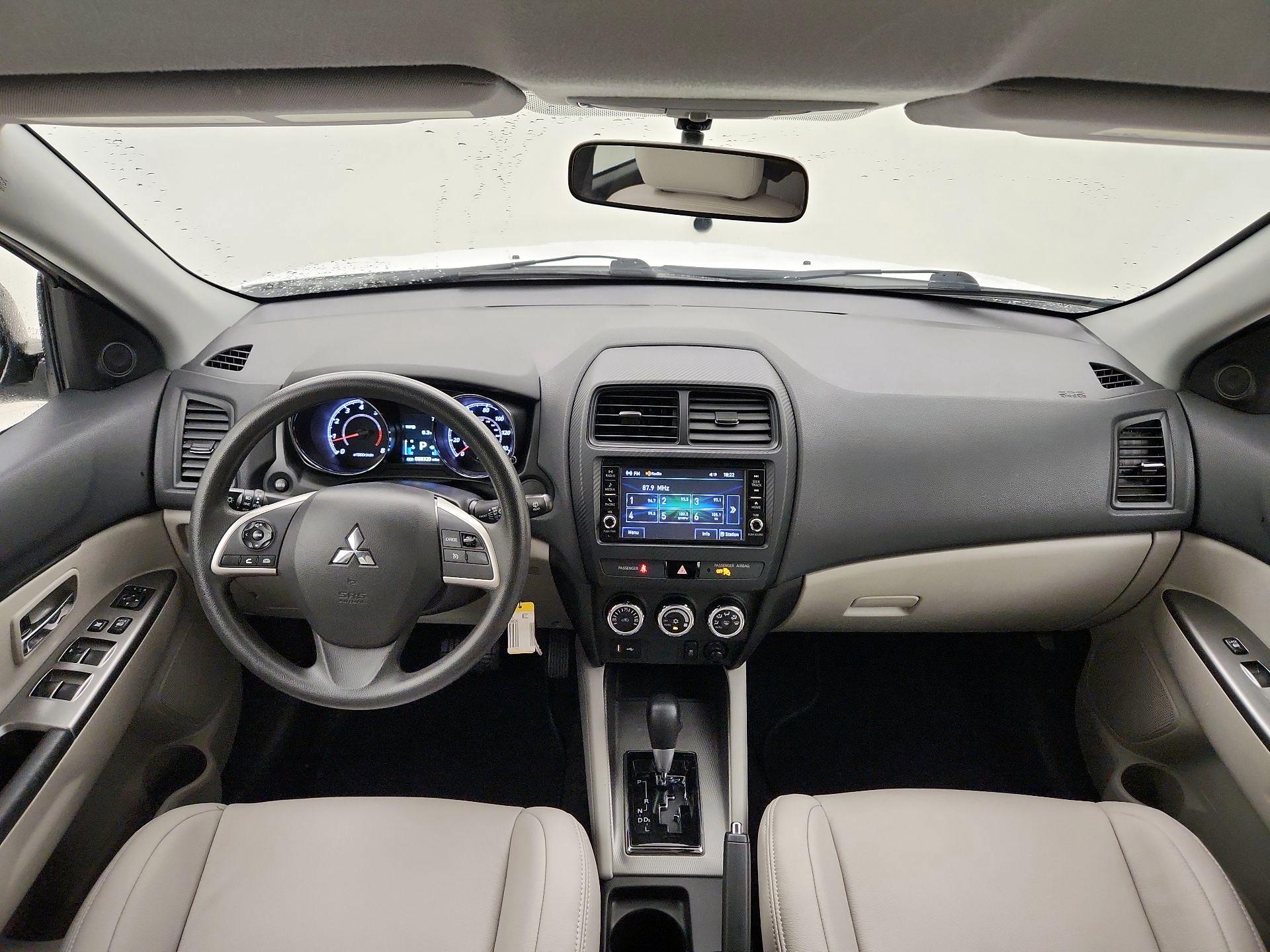 Thumbnail: 2018 Mitsubishi Outlander Sport - 9