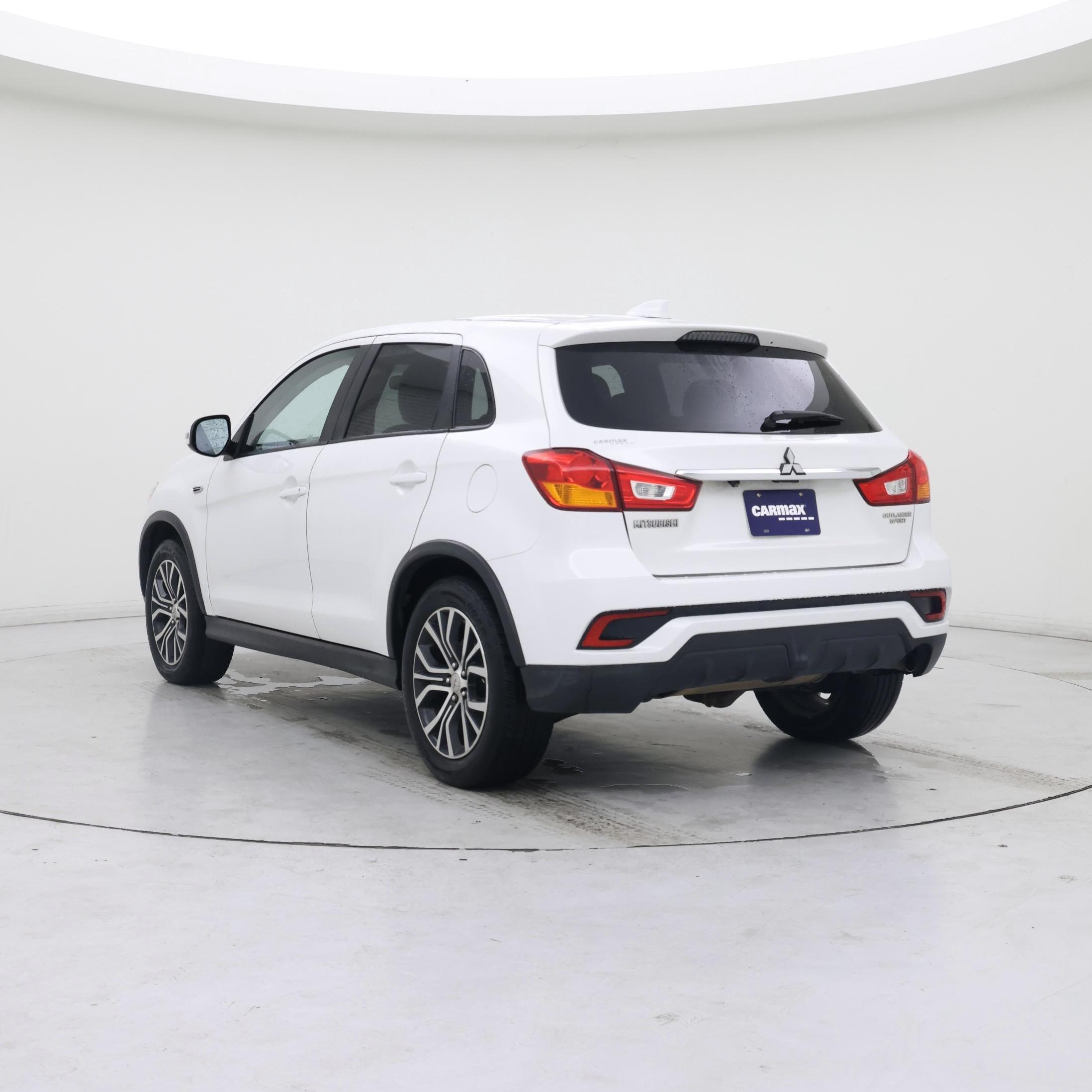 Thumbnail: 2018 Mitsubishi Outlander Sport - 2