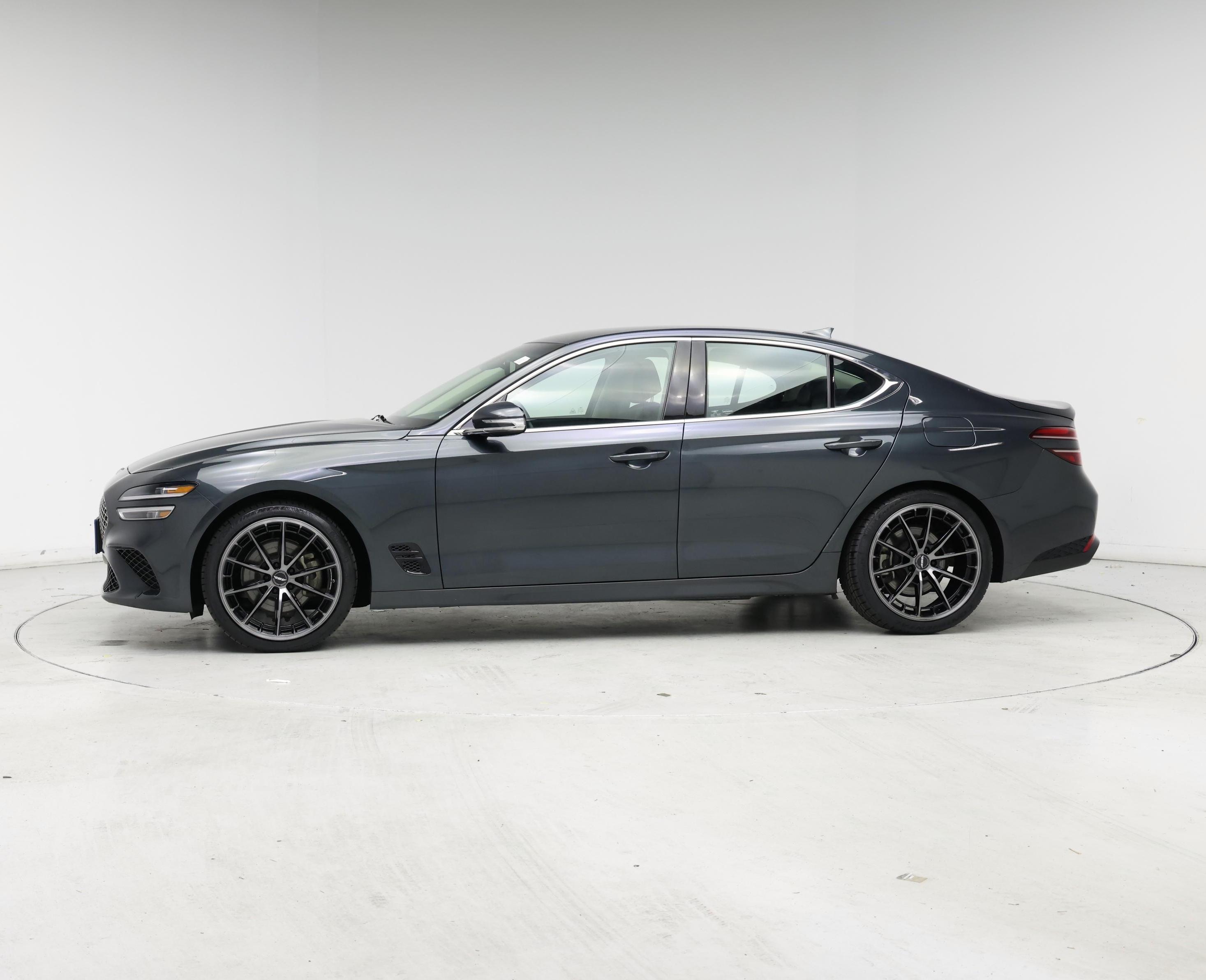 Thumbnail: 2023 Genesis G70 - 3