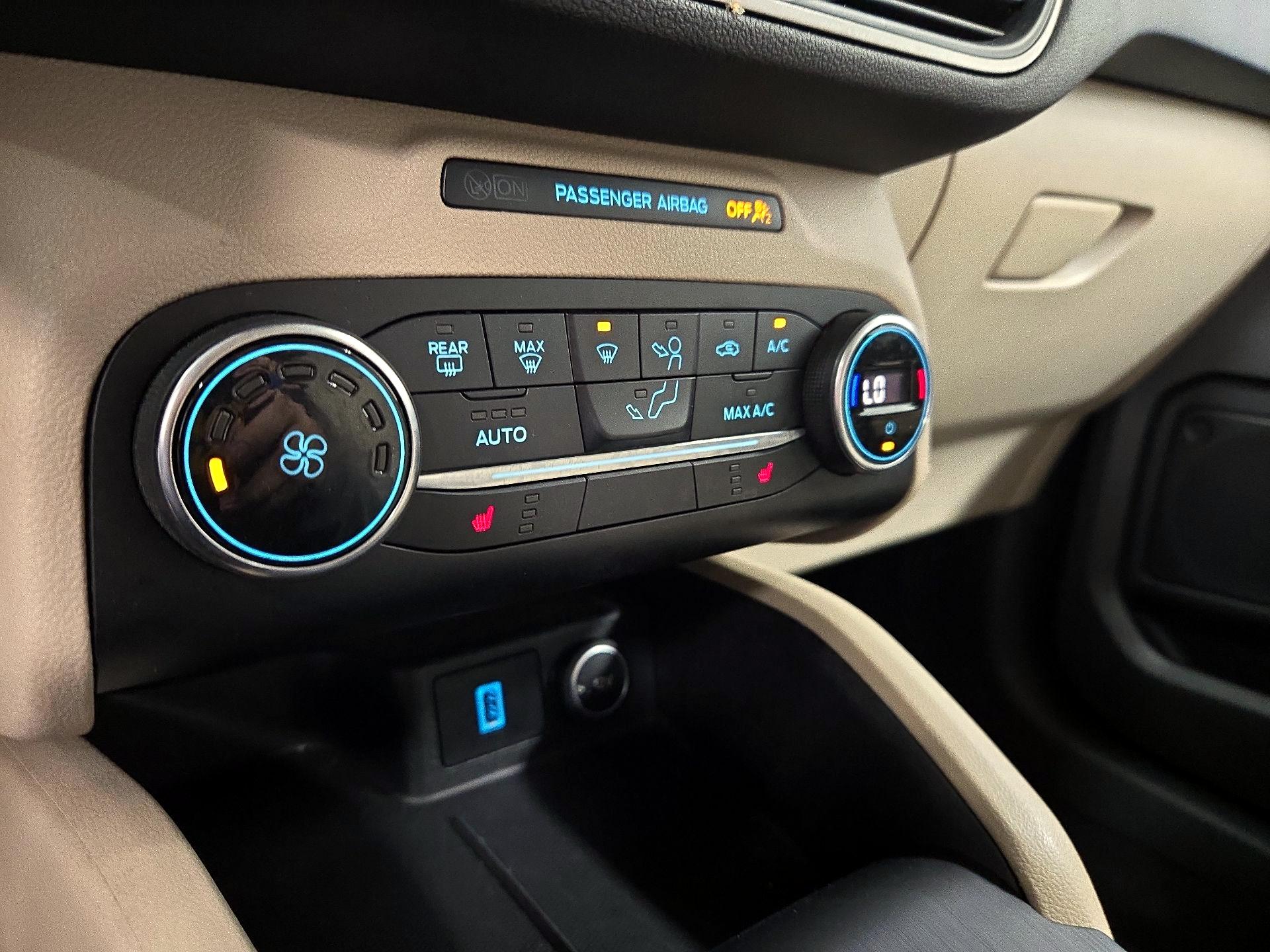 Thumbnail: 2020 Ford Escape - 16