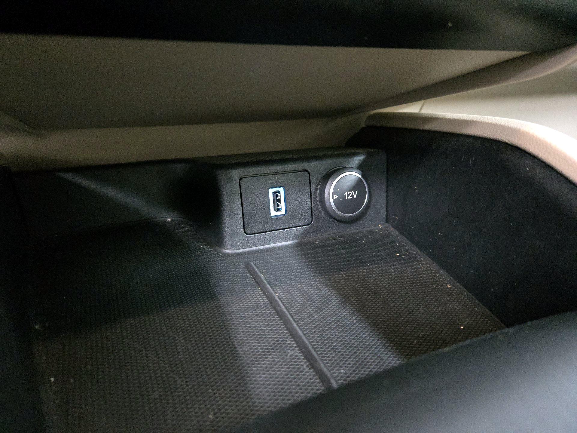 Thumbnail: 2020 Ford Escape - 18