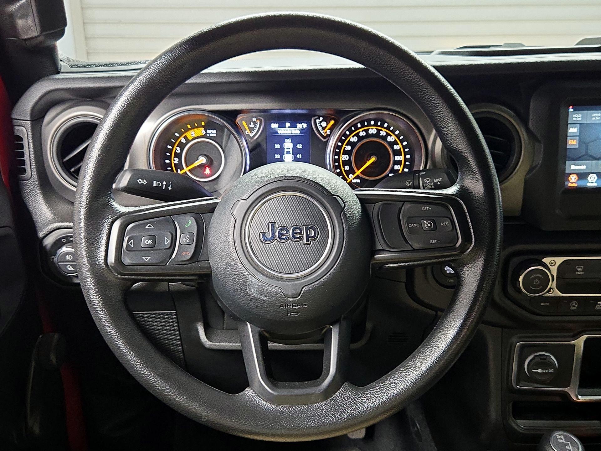 Thumbnail: 2022 Jeep Gladiator - 10