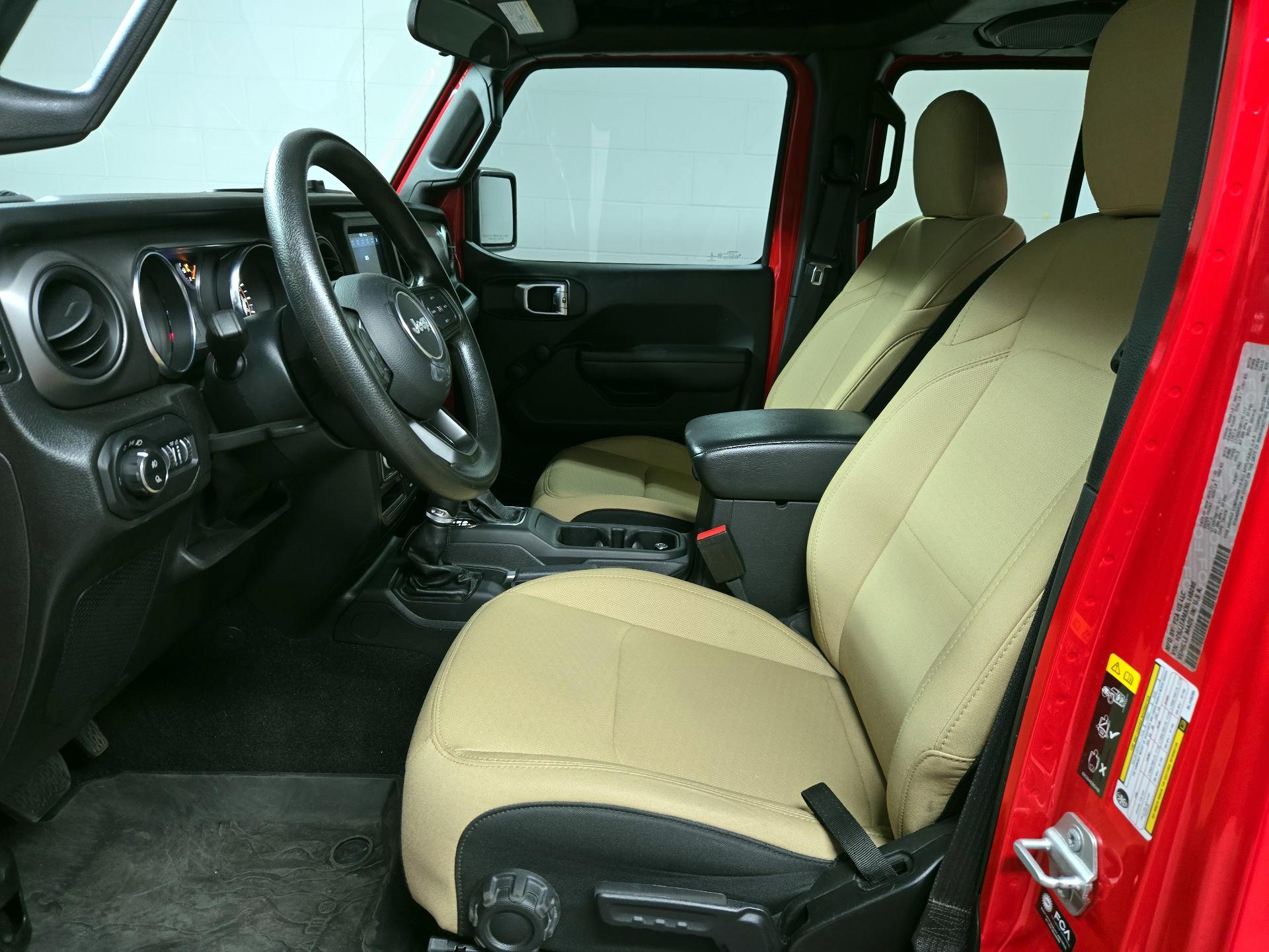 Thumbnail: 2022 Jeep Gladiator - 11