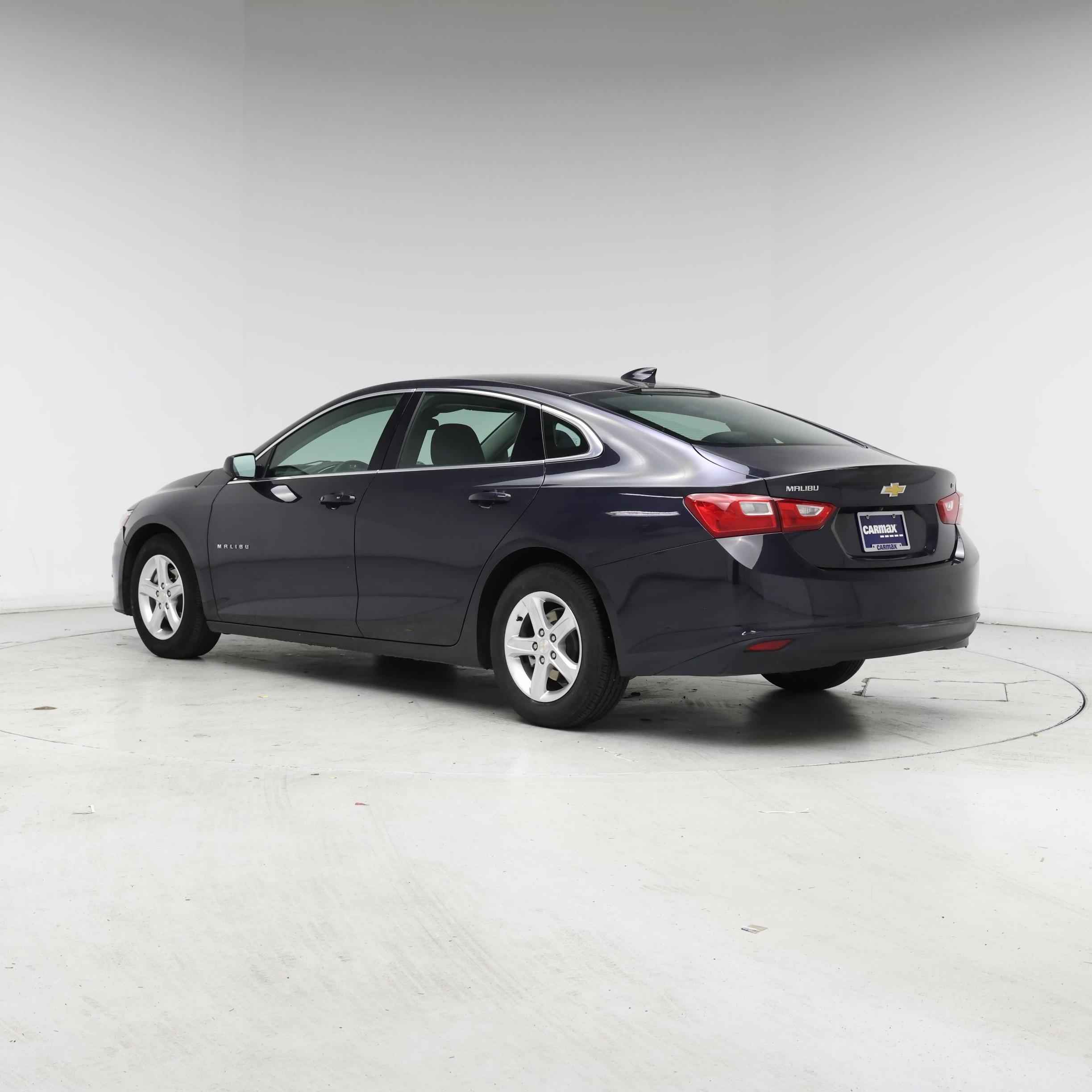 Thumbnail: 2023 Chevrolet Malibu - 2