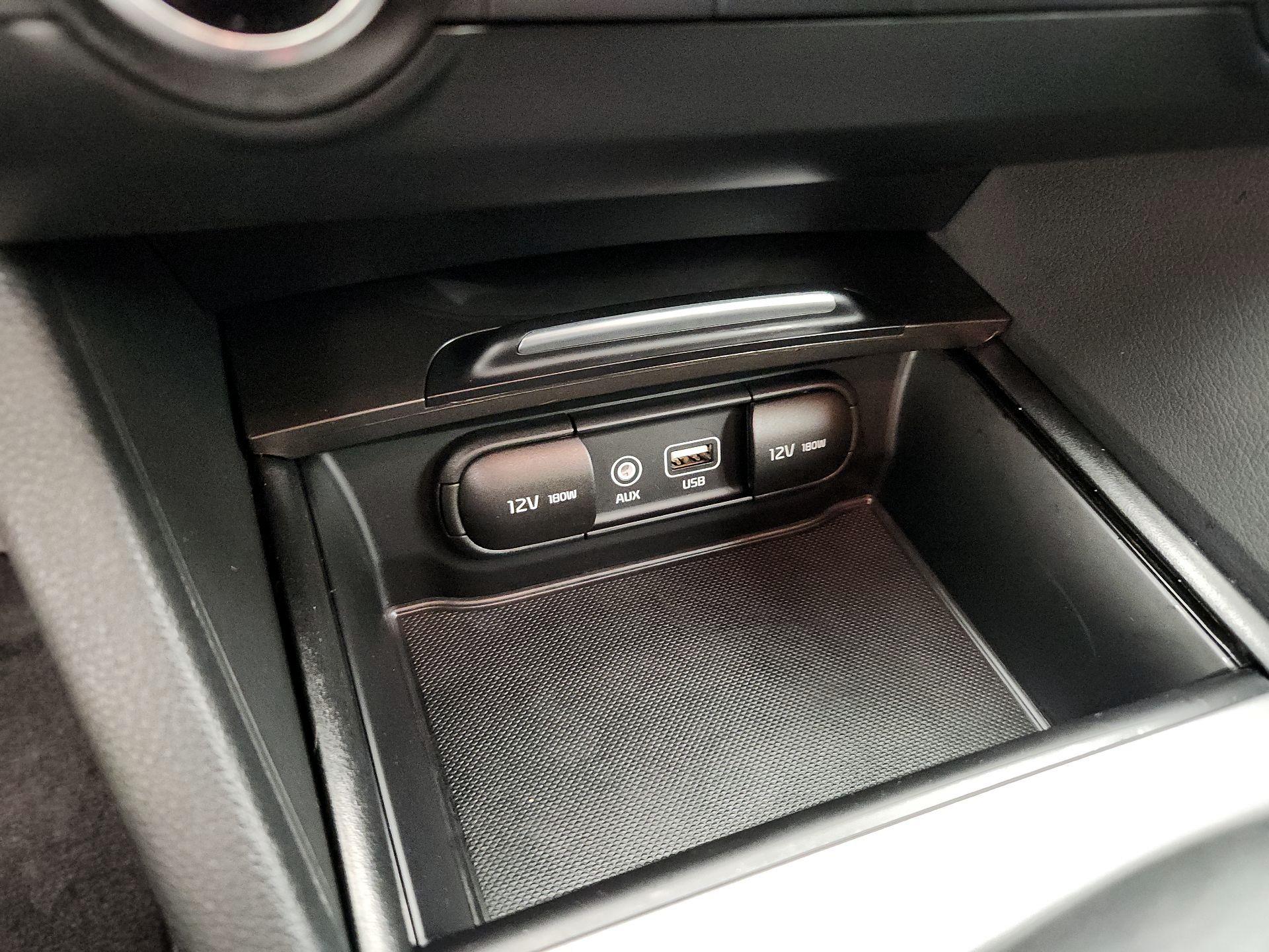 Thumbnail: 2019 Kia Optima - 18