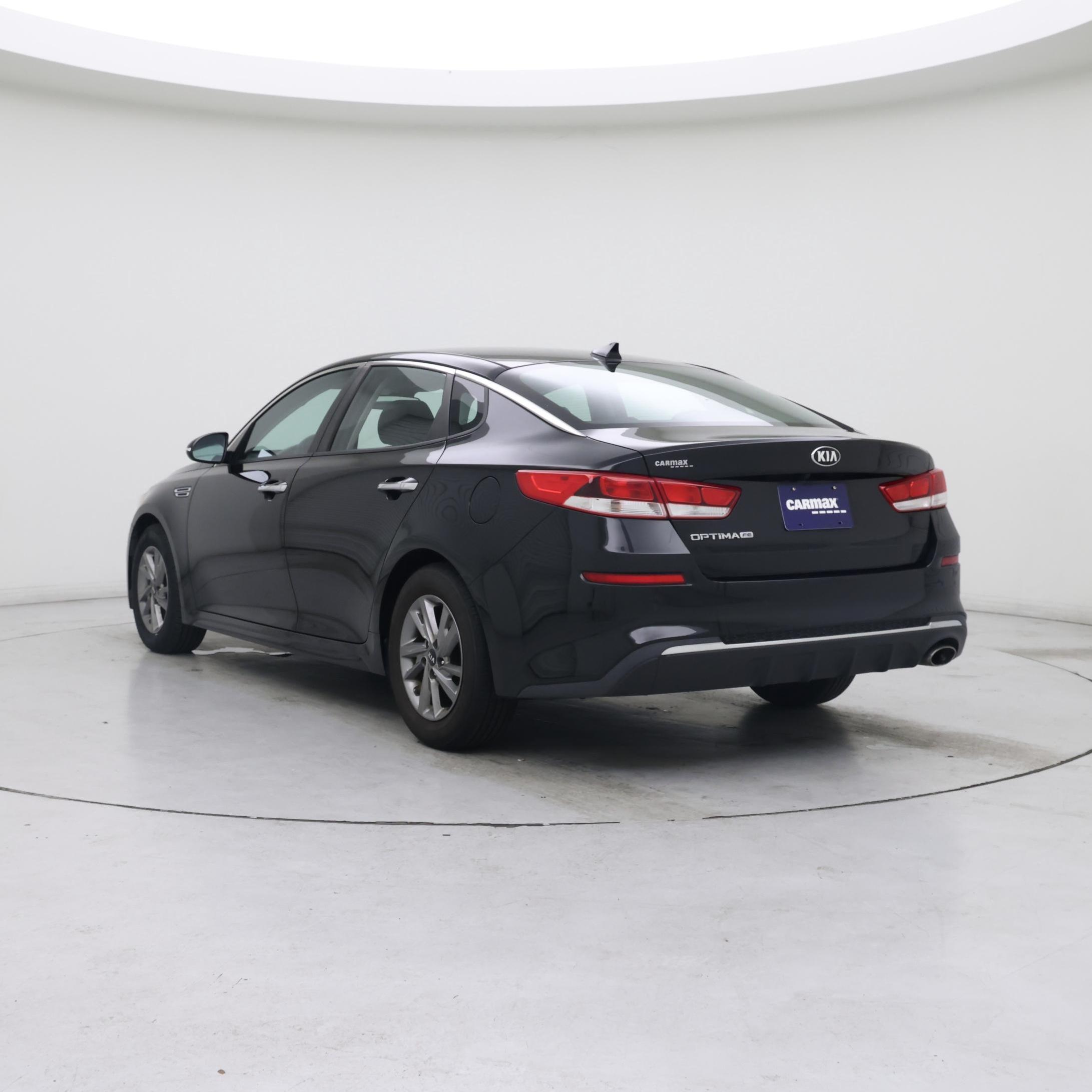Thumbnail: 2019 Kia Optima - 2