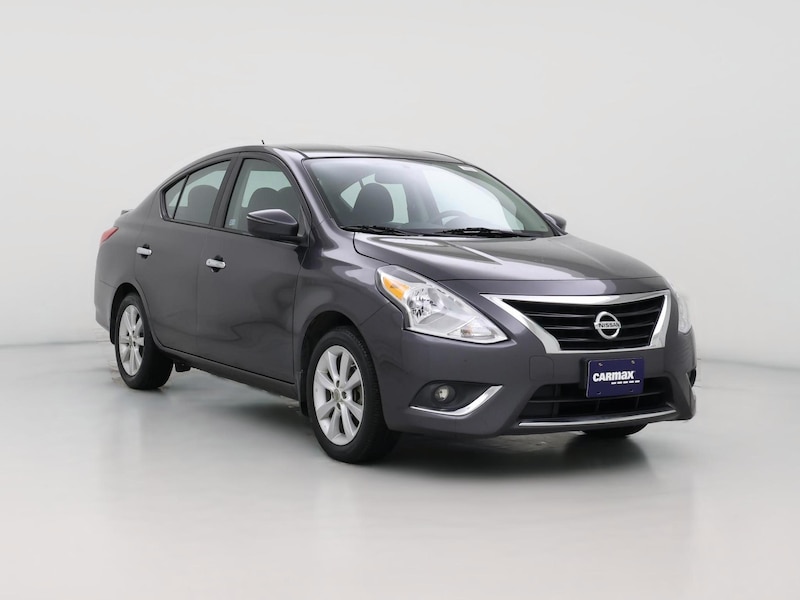 2015 Nissan Versa SL -
                  Beaverton, OR