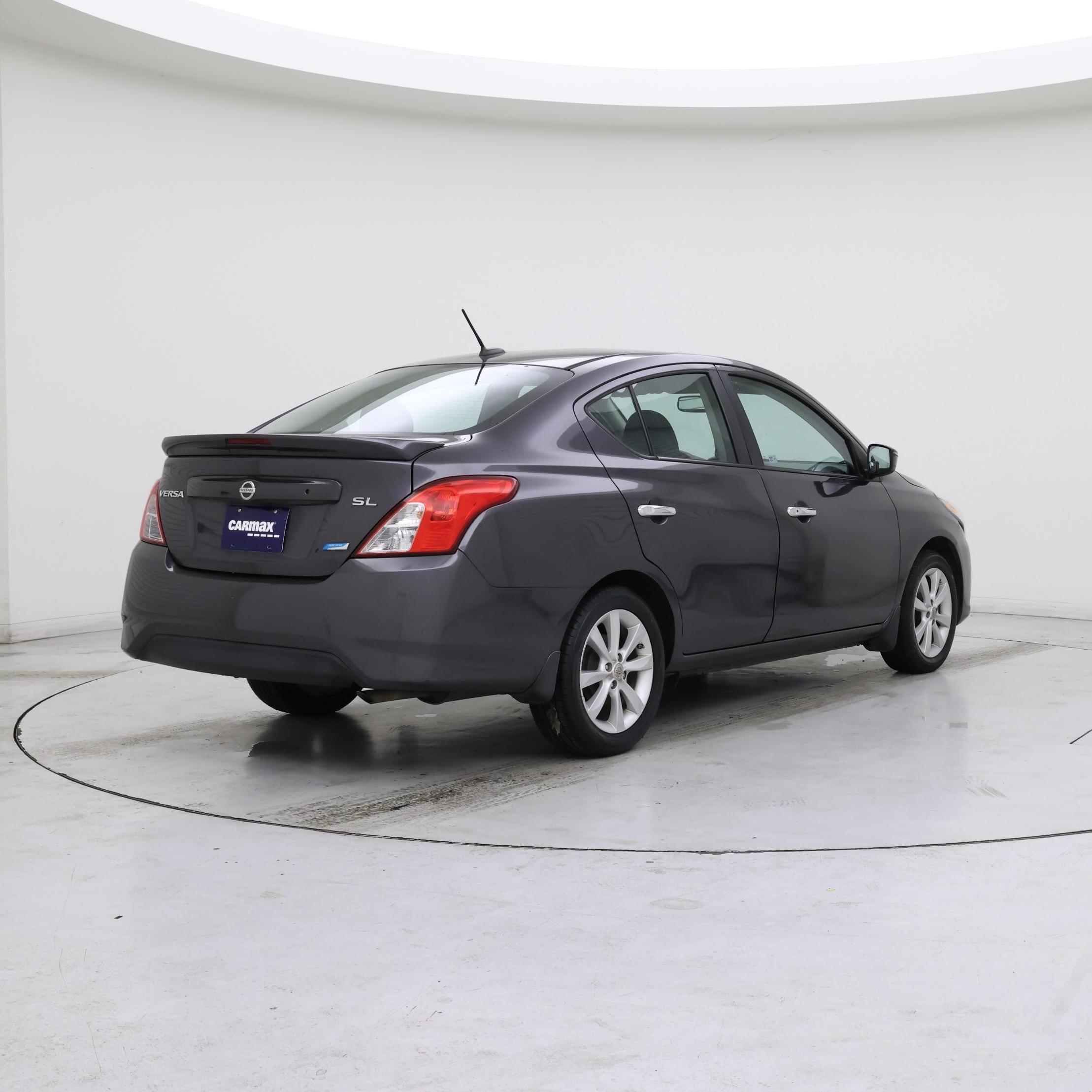 Thumbnail: 2015 Nissan Versa - 8