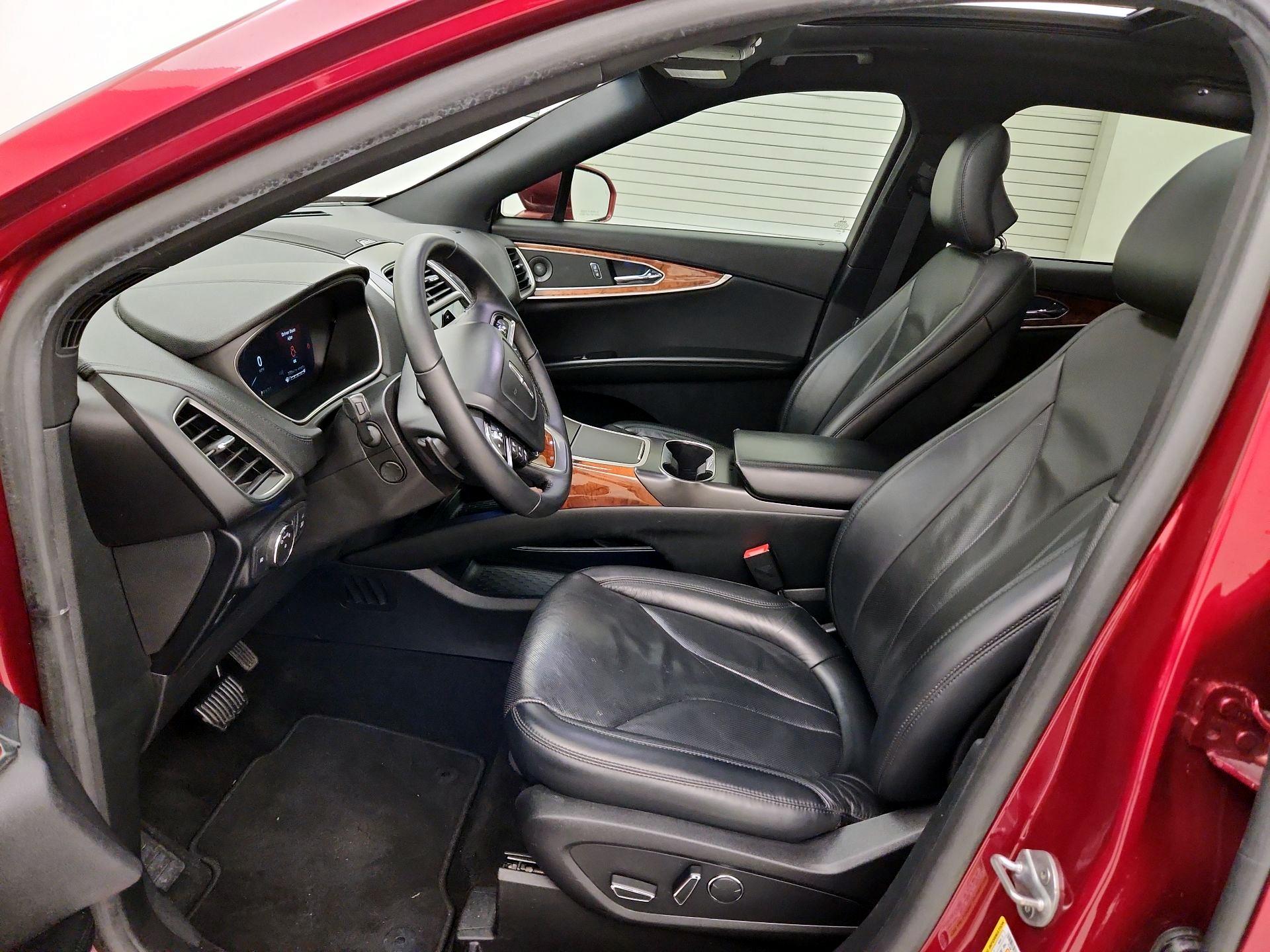 Thumbnail: 2019 Lincoln Nautilus - 11
