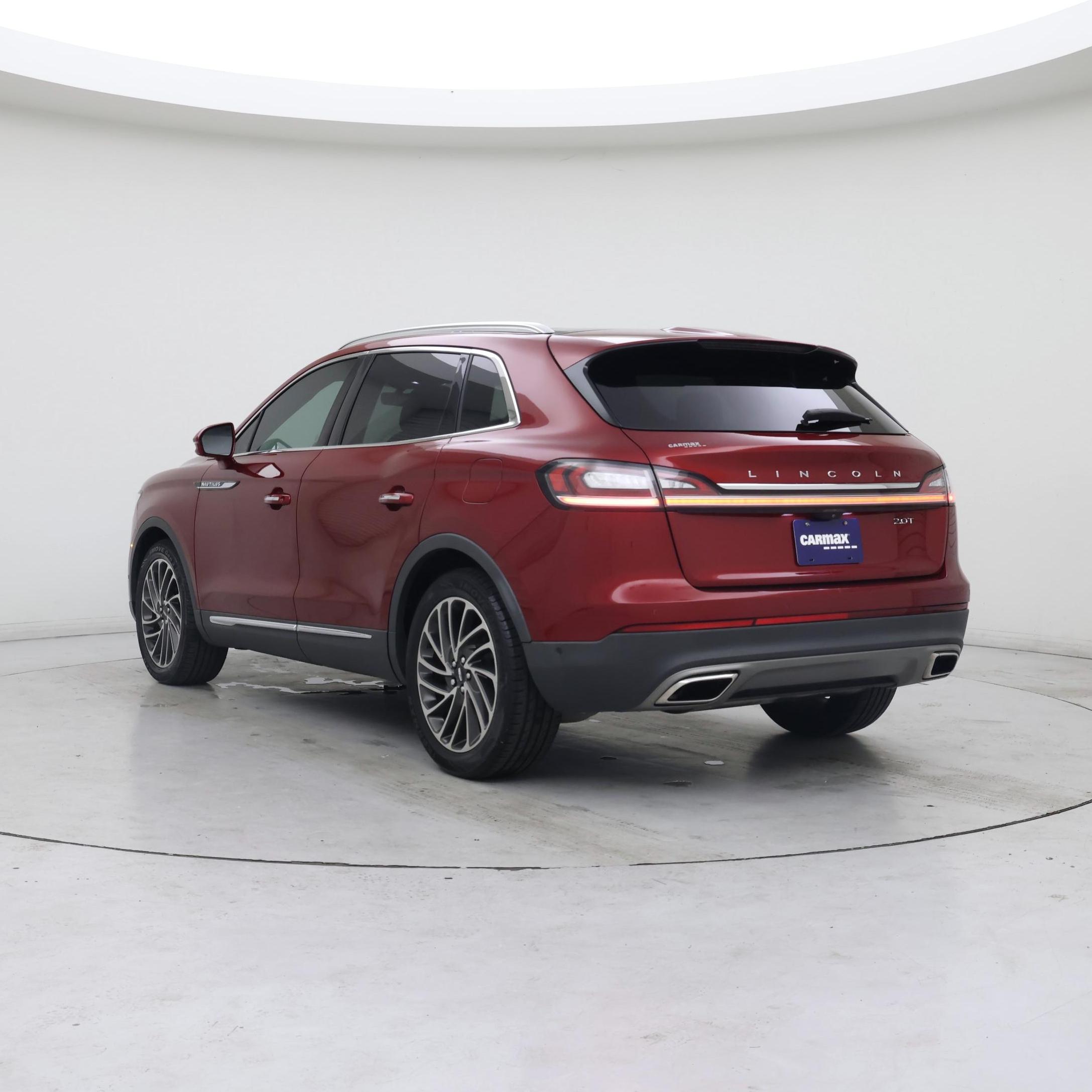 Thumbnail: 2019 Lincoln Nautilus - 2