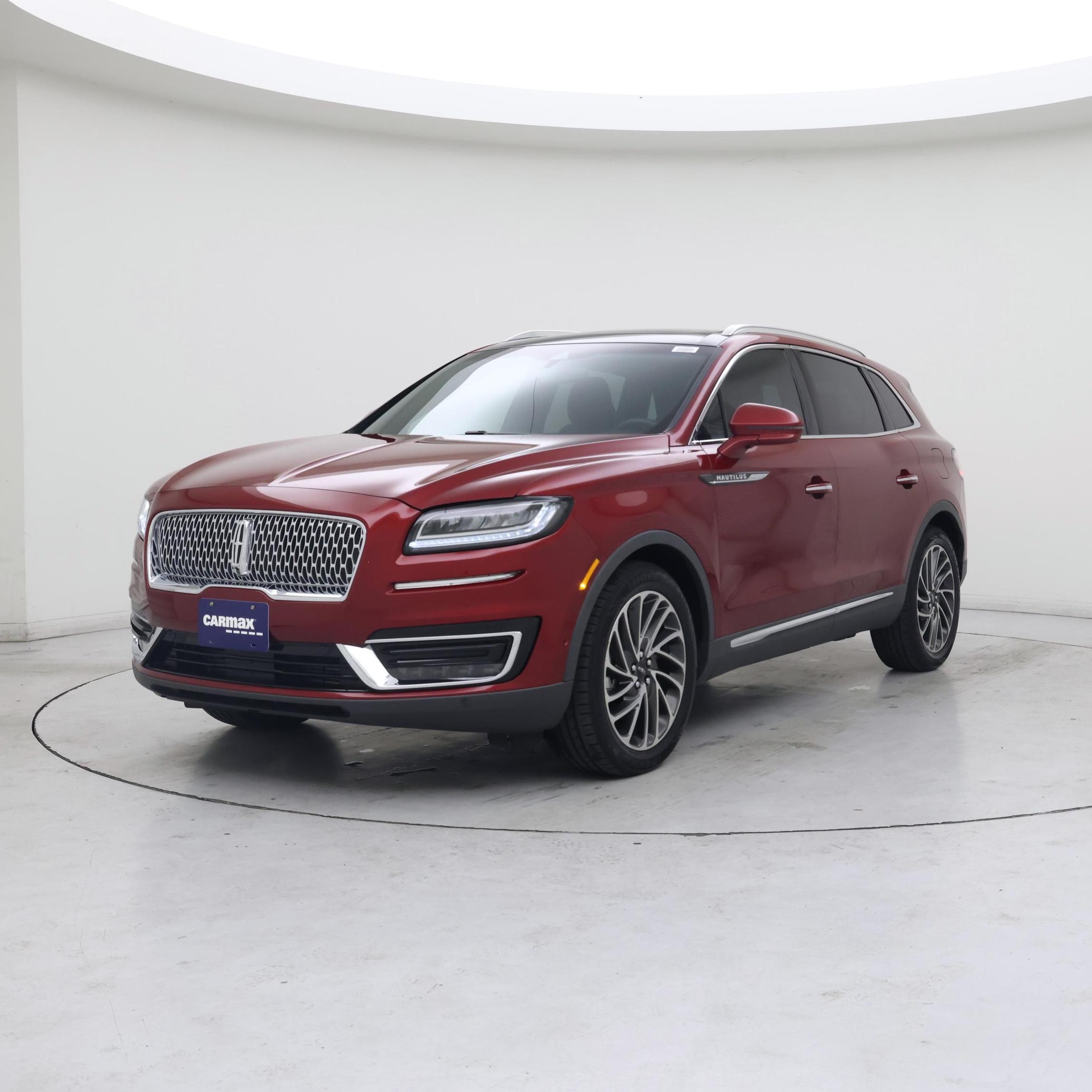 Thumbnail: 2019 Lincoln Nautilus - 4
