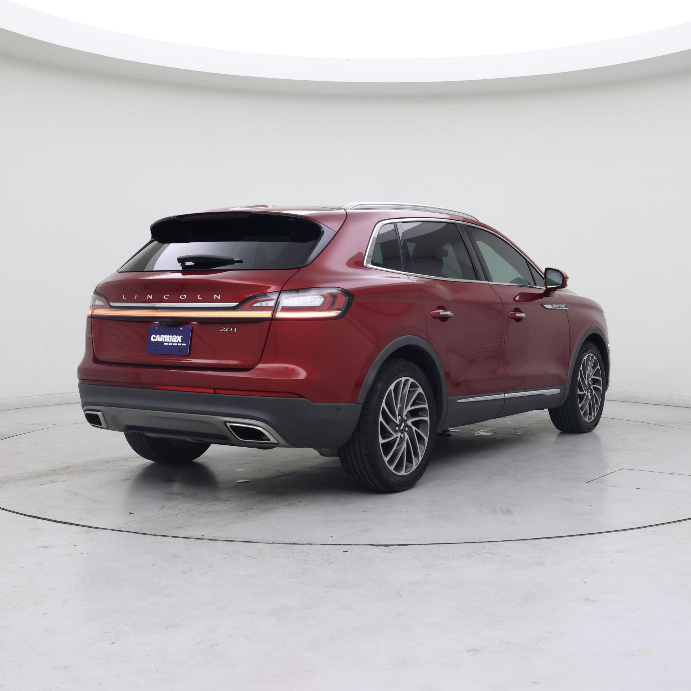 Thumbnail: 2019 Lincoln Nautilus - 8