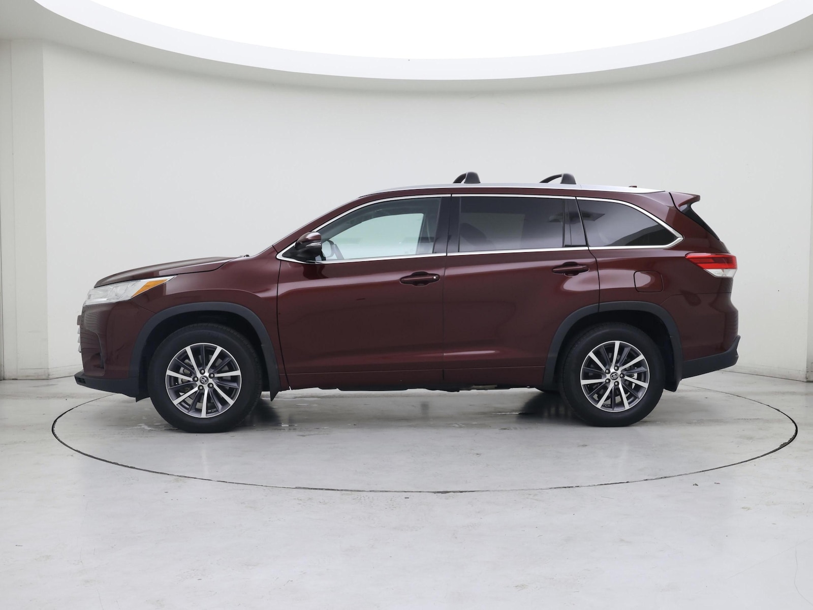 Image 4 of 2018 Toyota Highlander XLE