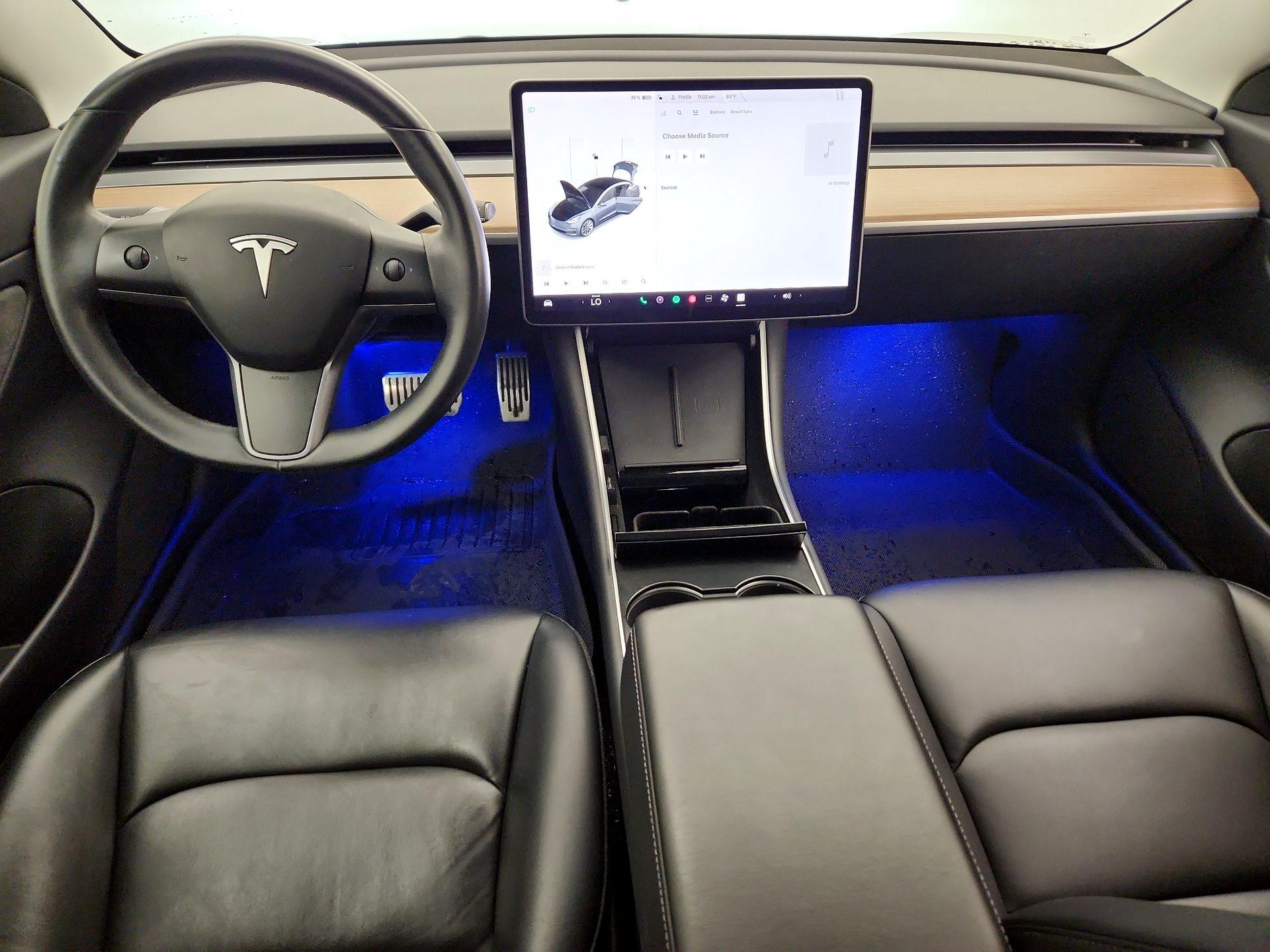 Thumbnail: 2018 Tesla Model 3 - 9