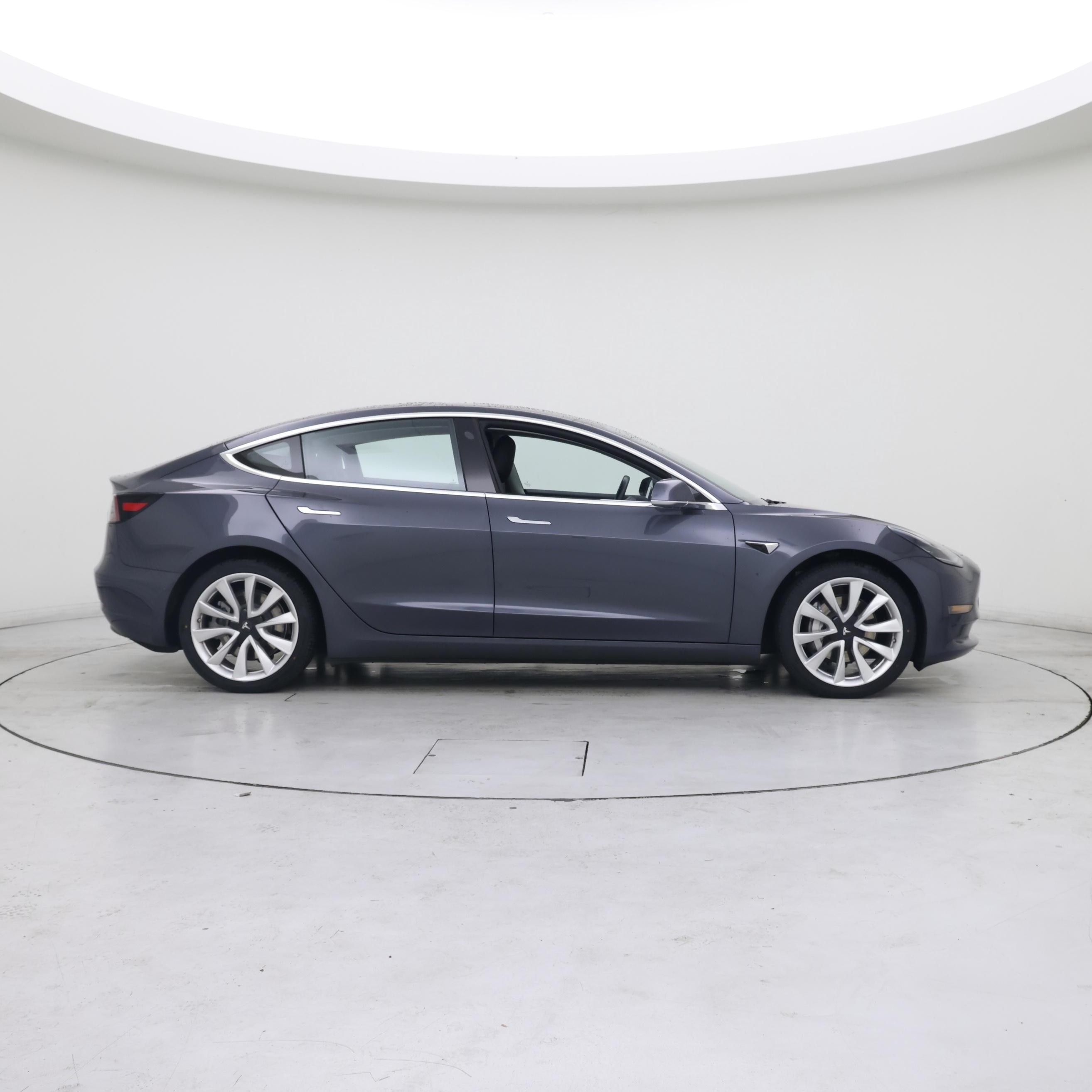 Thumbnail: 2018 Tesla Model 3 - 7
