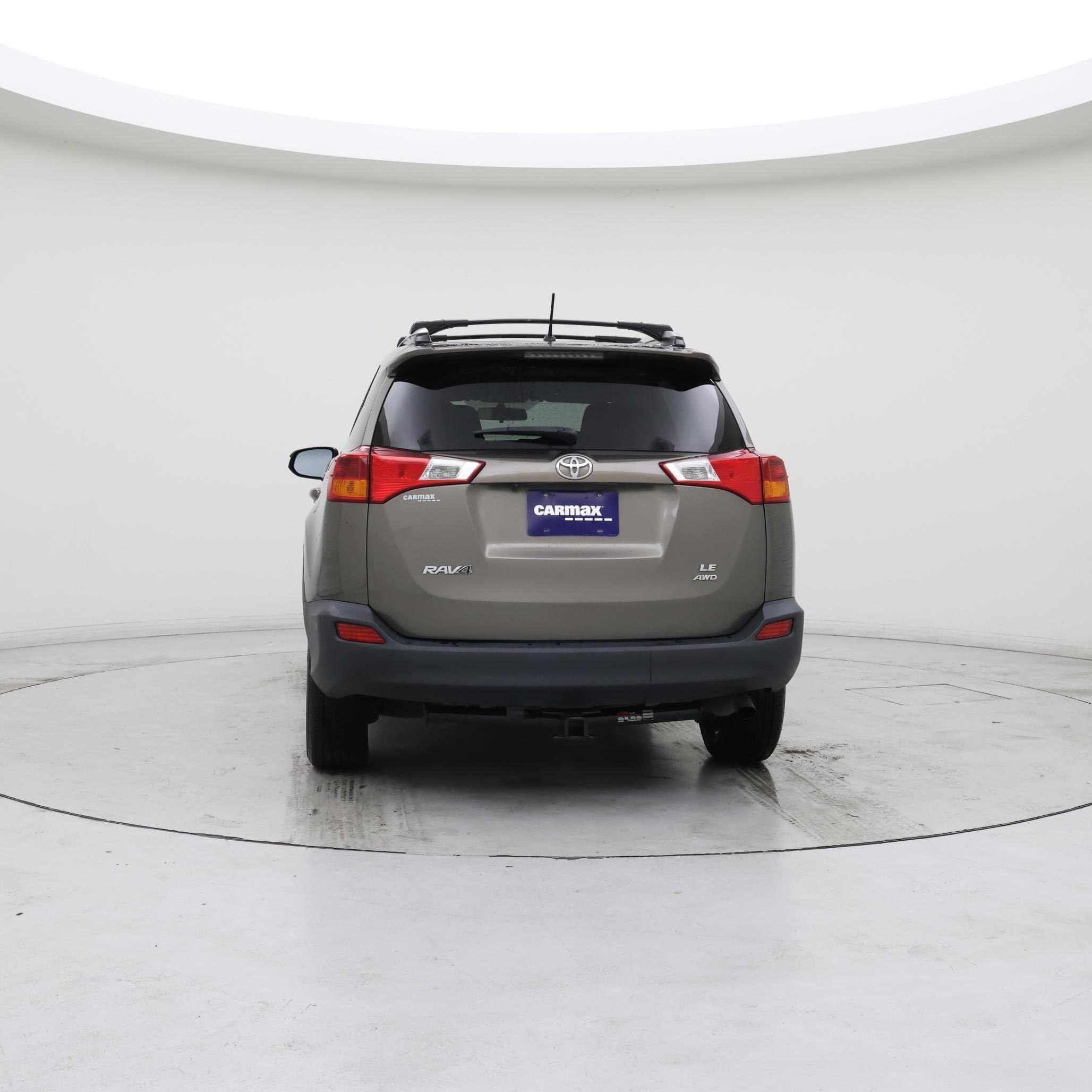 Thumbnail: 2015 Toyota RAV4 - 6