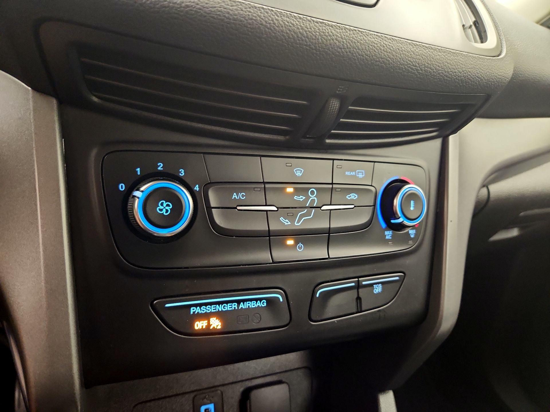 Thumbnail: 2018 Ford Escape - 16