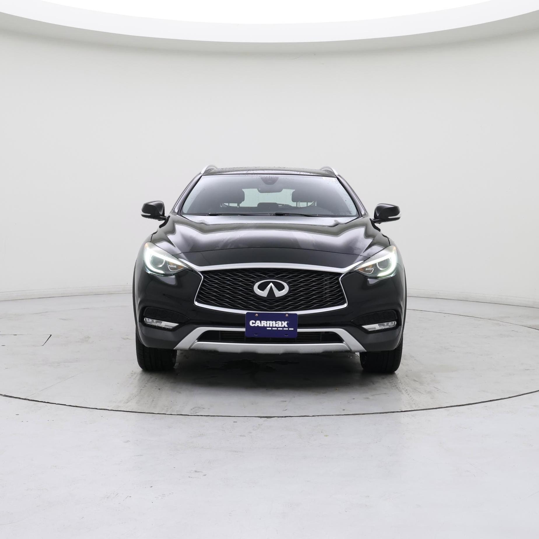 Thumbnail: 2017 INFINITI QX30 - 5