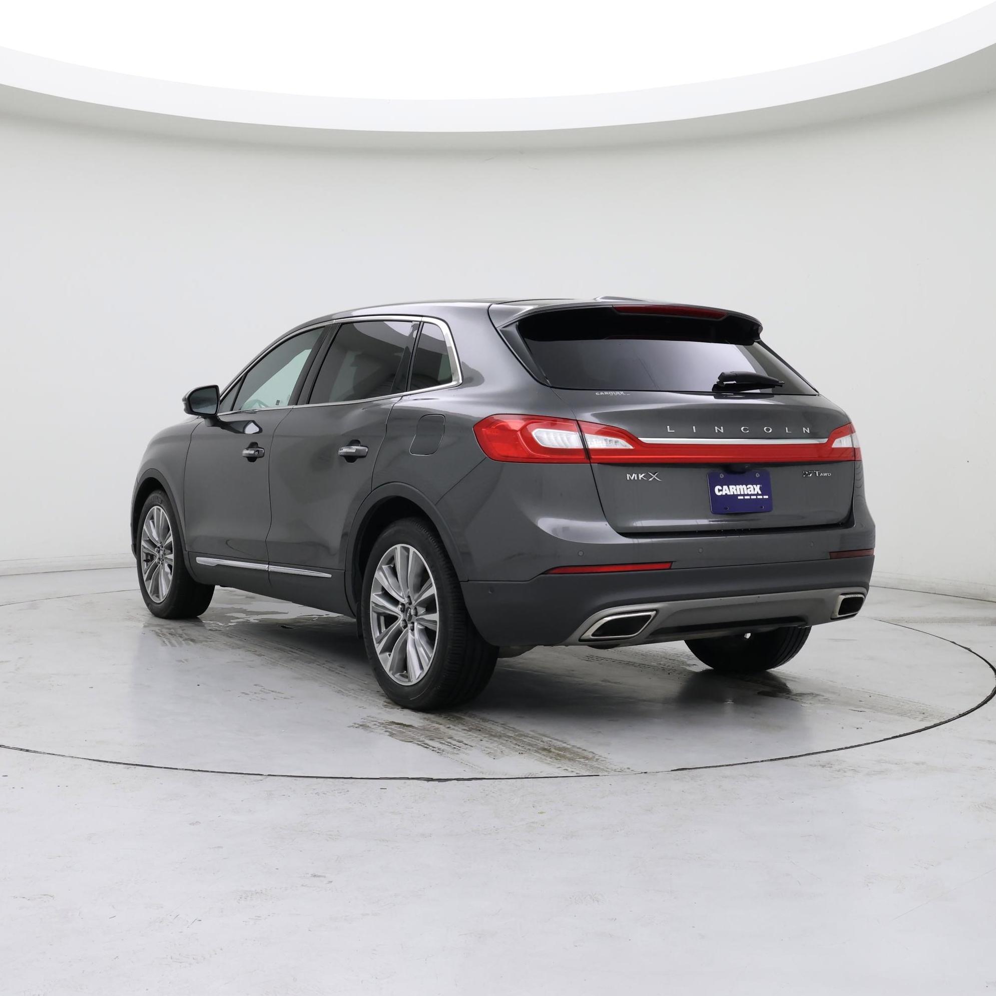 Thumbnail: 2017 Lincoln MKX - 2