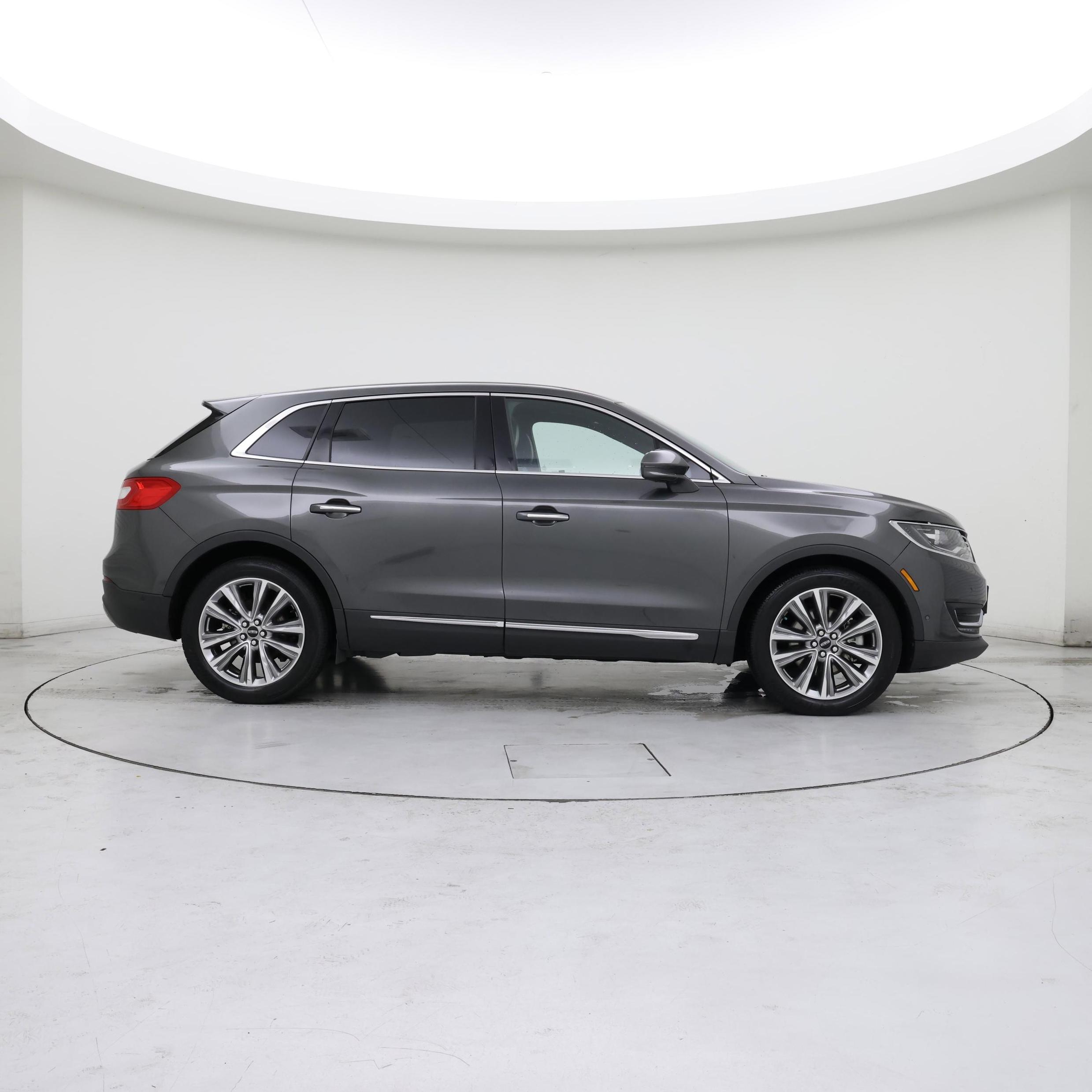 Thumbnail: 2017 Lincoln MKX - 7