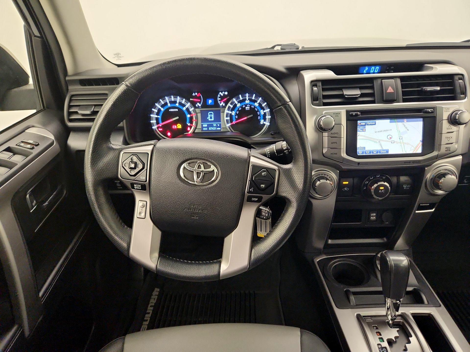 Thumbnail: 2019 Toyota 4Runner - 10