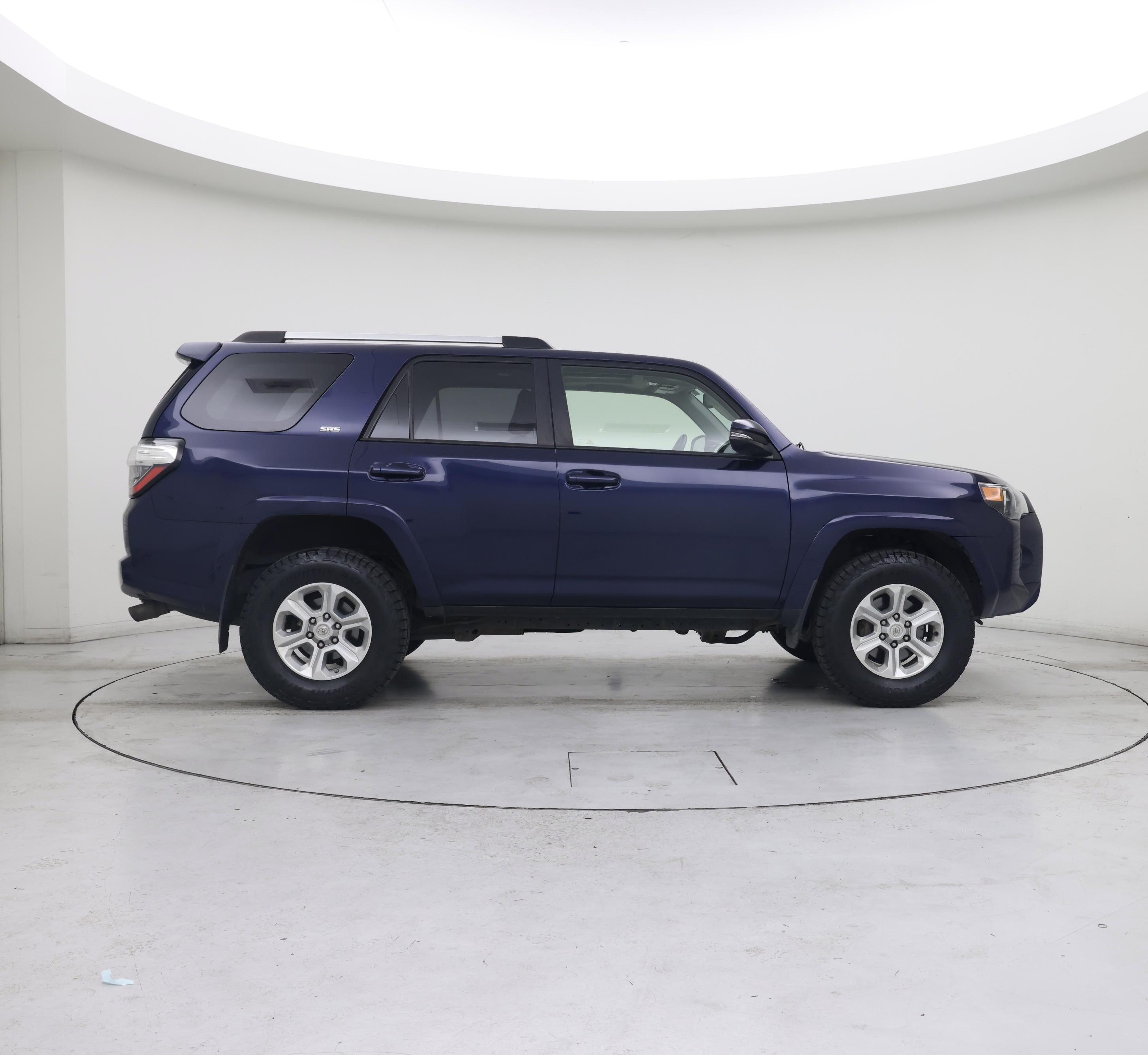 Thumbnail: 2019 Toyota 4Runner - 7