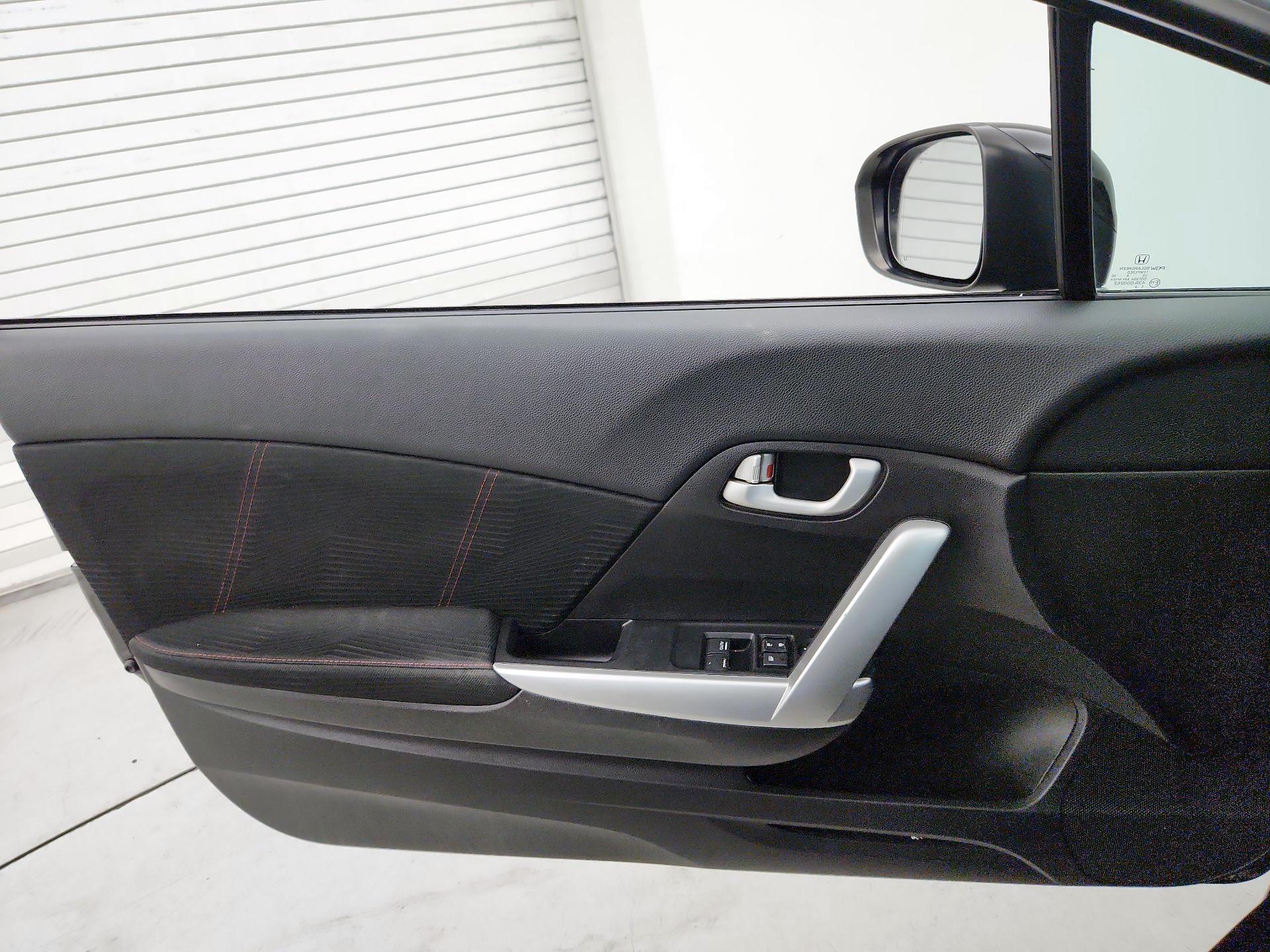 Thumbnail: 2014 Honda Civic - 12
