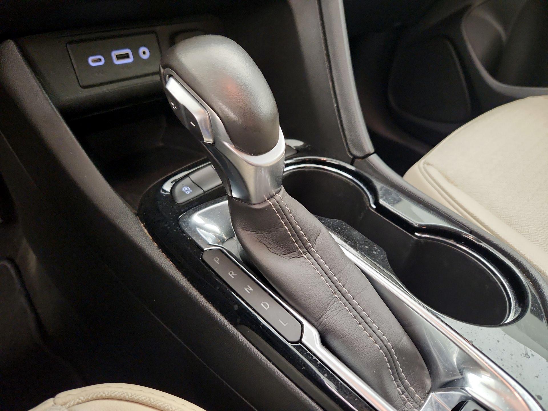 Thumbnail: 2020 Buick Encore GX - 17