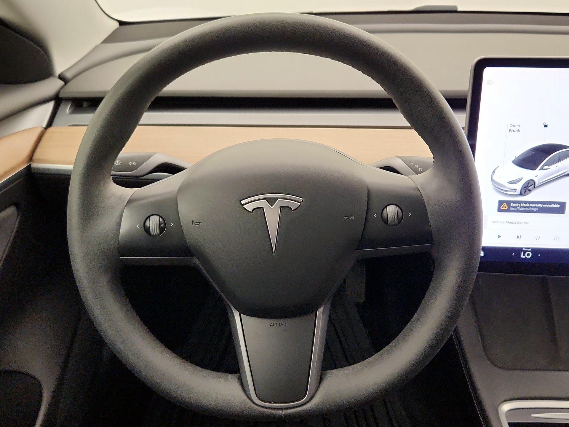 Thumbnail: 2021 Tesla Model 3 - 10
